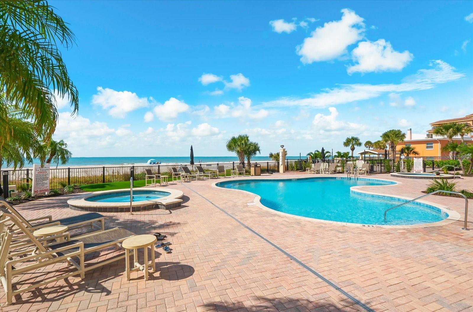 Image 50 of 99 For 17720 Gulf Boulevard A-803