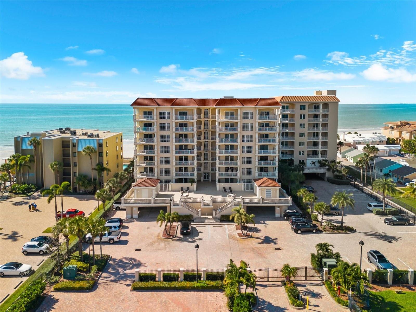 Image 68 of 99 For 17720 Gulf Boulevard A-803