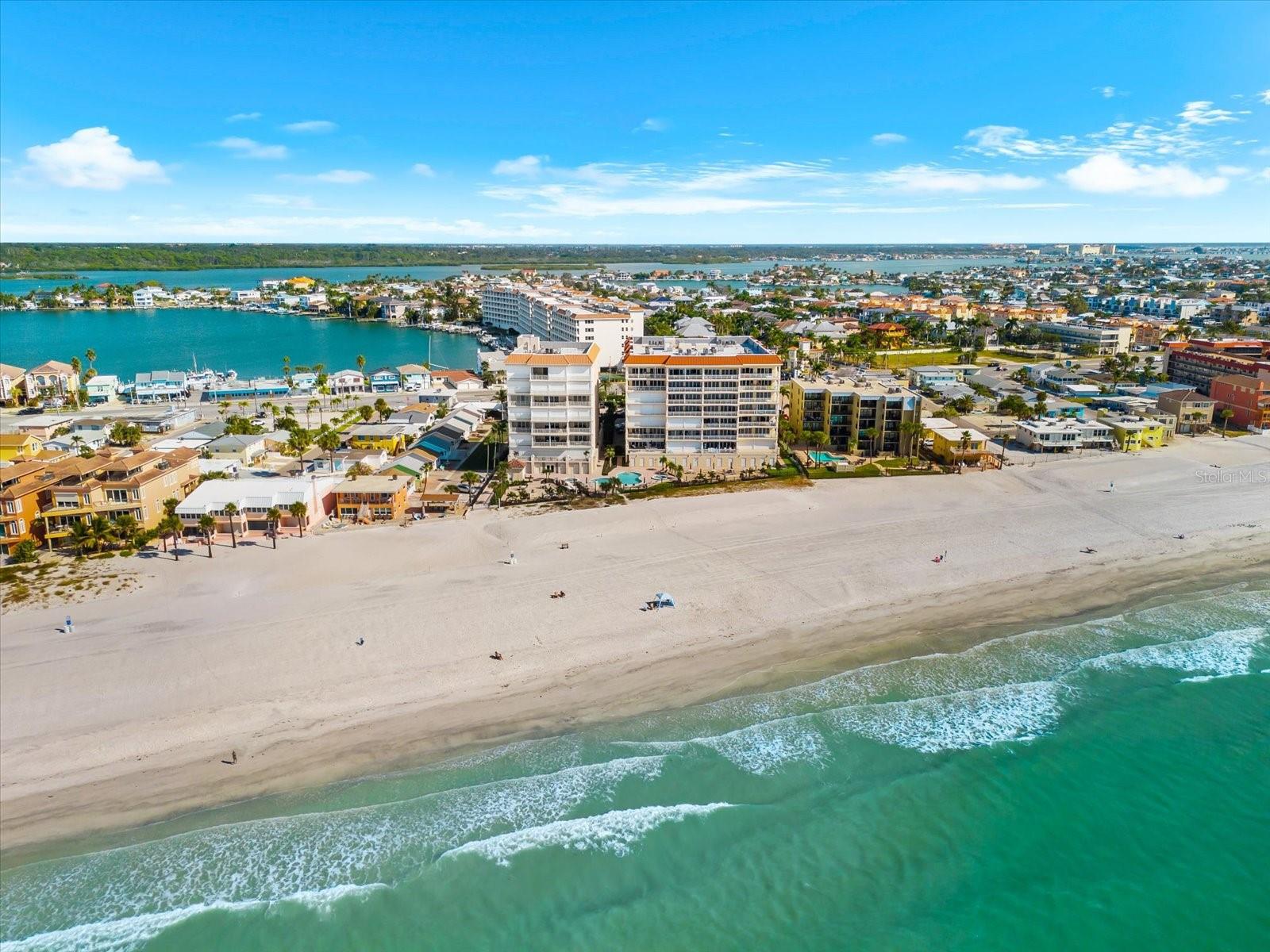 Image 72 of 99 For 17720 Gulf Boulevard A-803