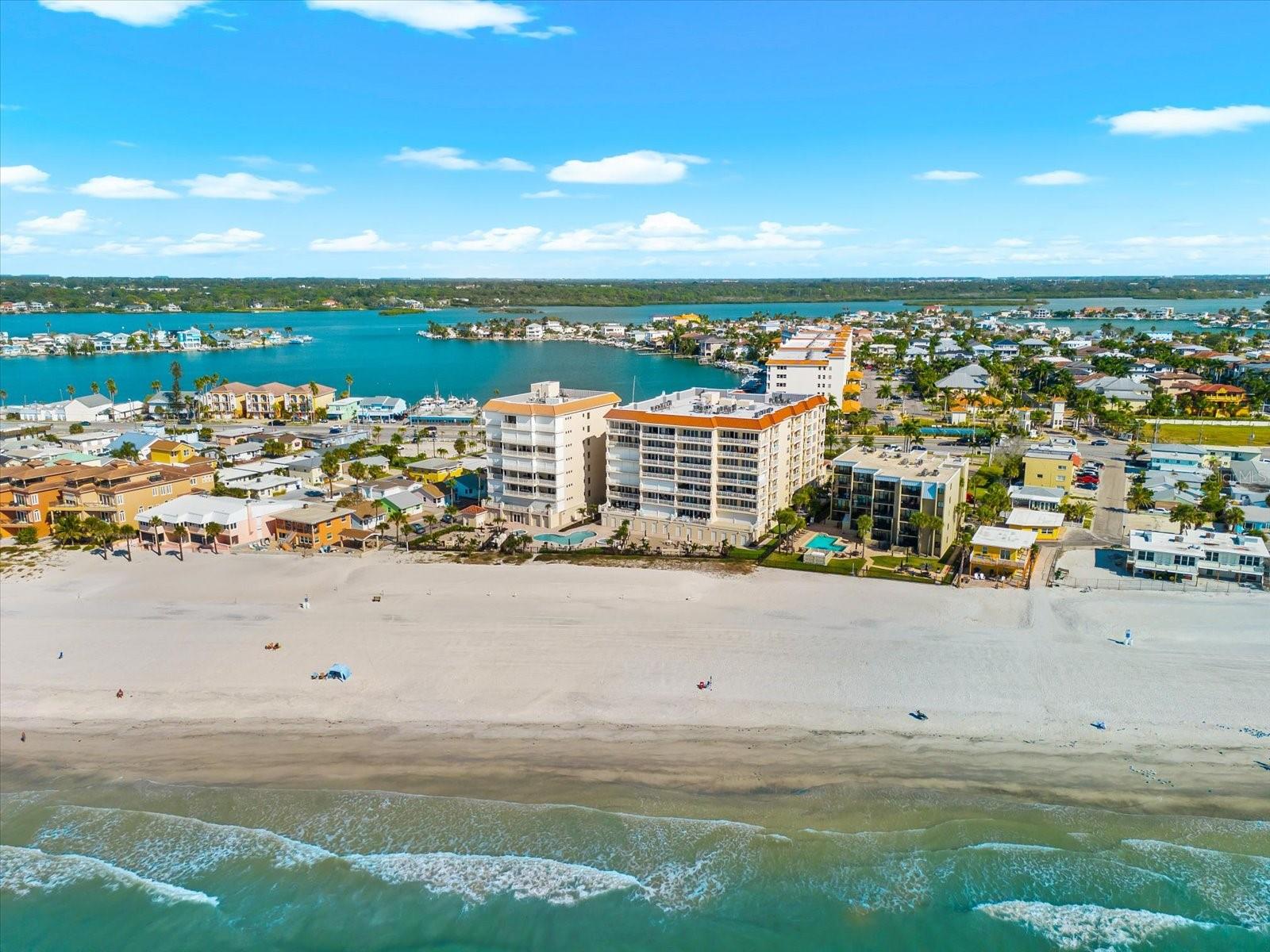 Image 73 of 99 For 17720 Gulf Boulevard A-803