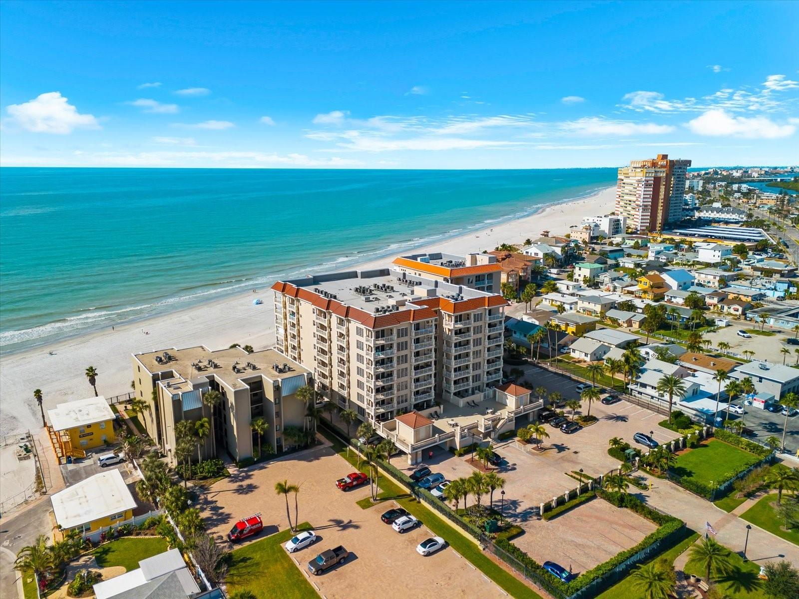 Image 76 of 99 For 17720 Gulf Boulevard A-803