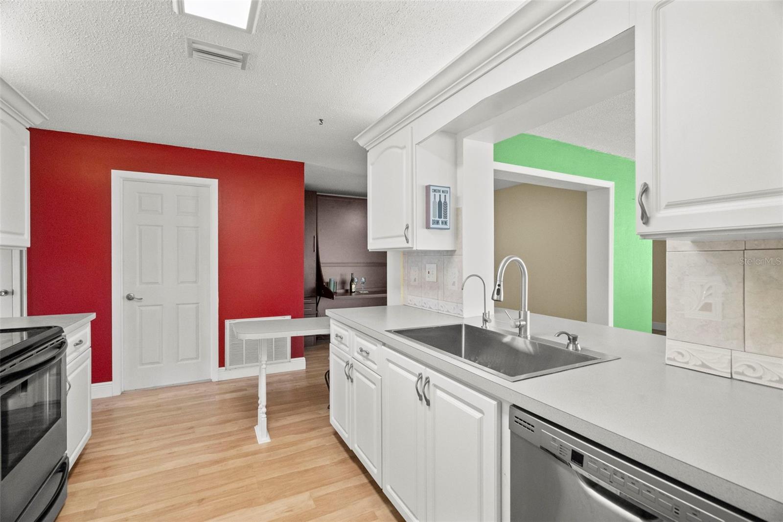 Image 12 of 42 For 10033 37th Way N 3