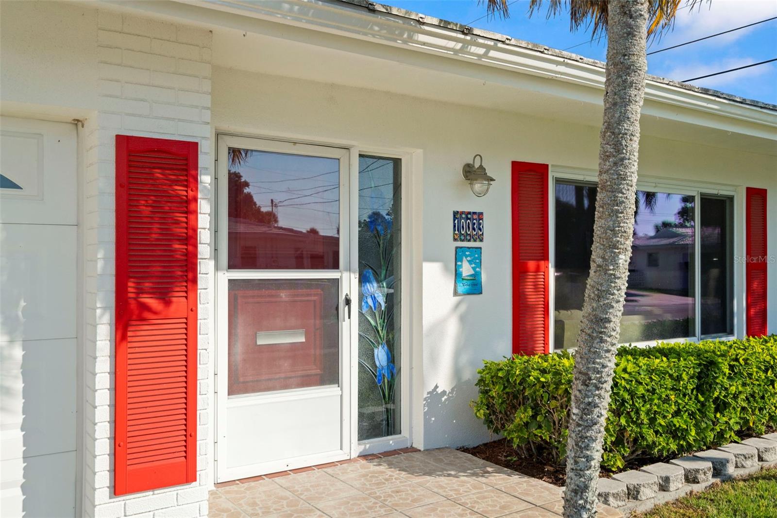 Image 3 of 42 For 10033 37th Way N 3