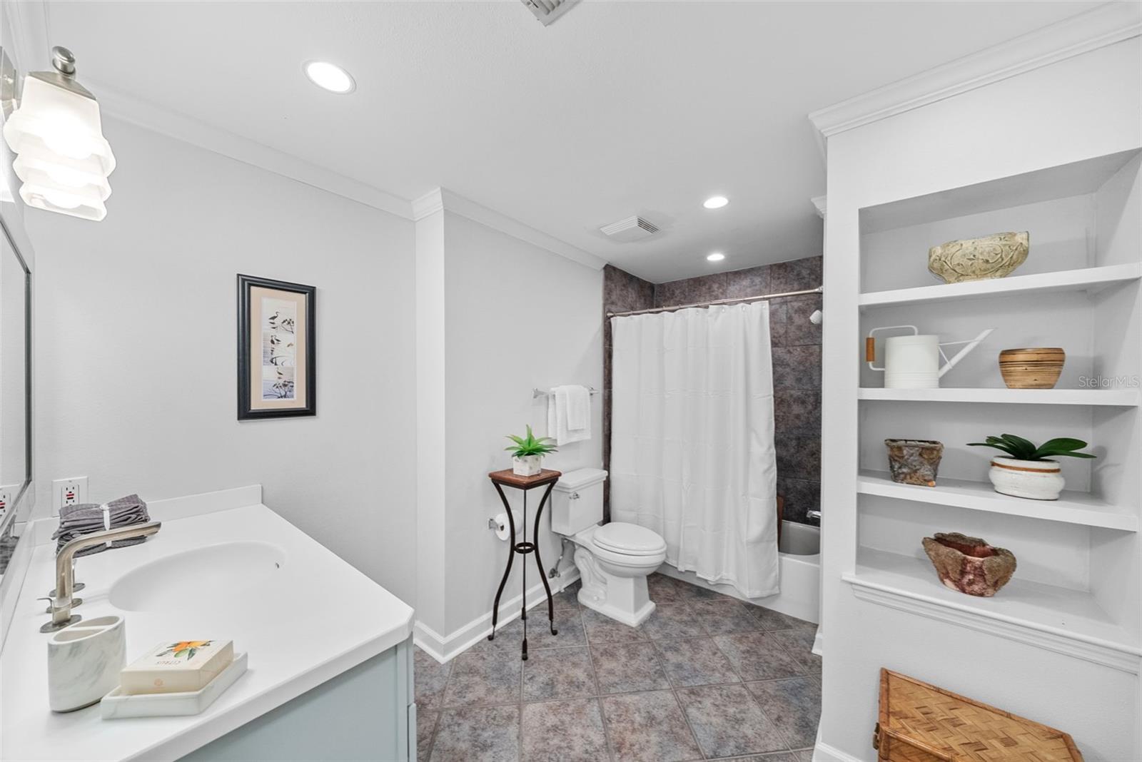 Image 23 of 39 For 345 Bayshore Boulevard 808