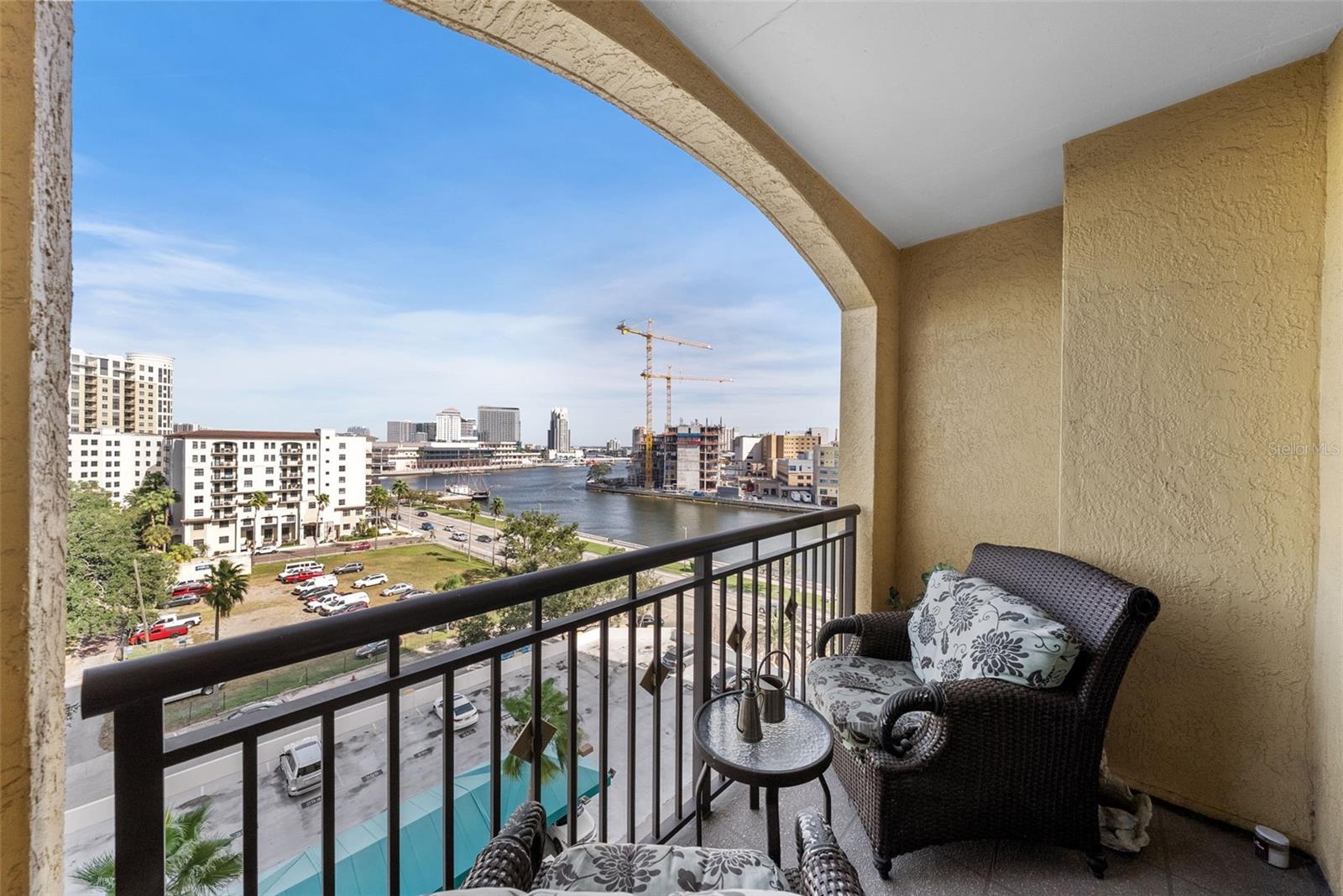 Image 26 of 39 For 345 Bayshore Boulevard 808