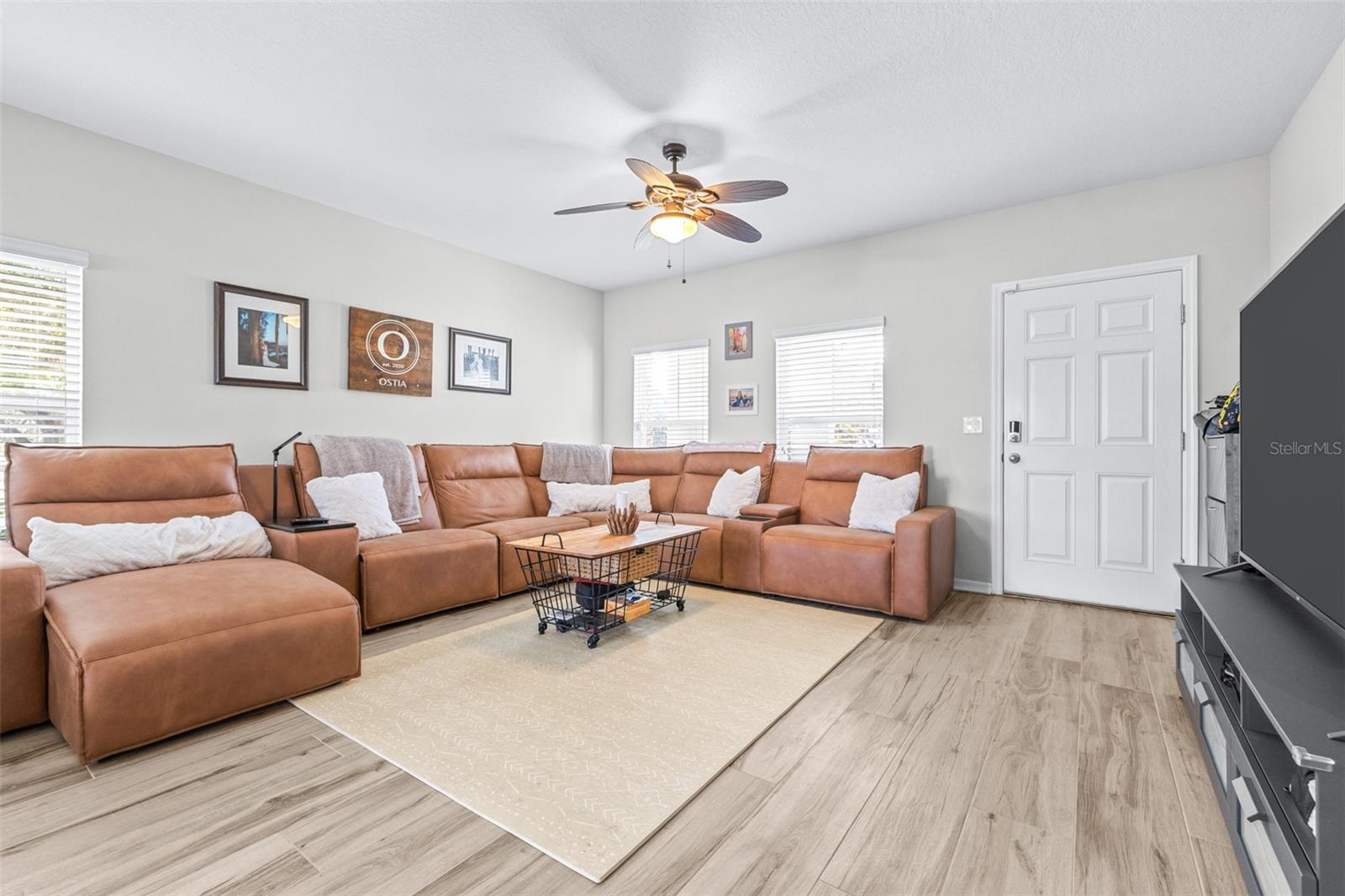 Image 4 of 40 For 13030 Boggy Creek Drive