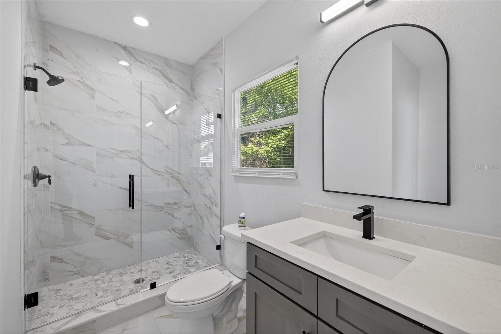 Image 23 of 36 For 1305 Burton Street