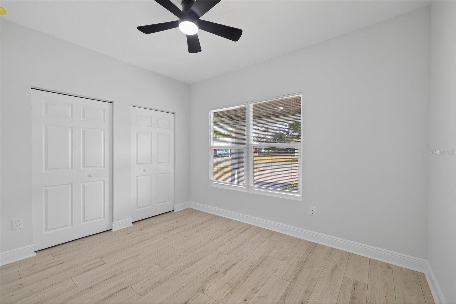 Image 28 of 36 For 1305 Burton Street