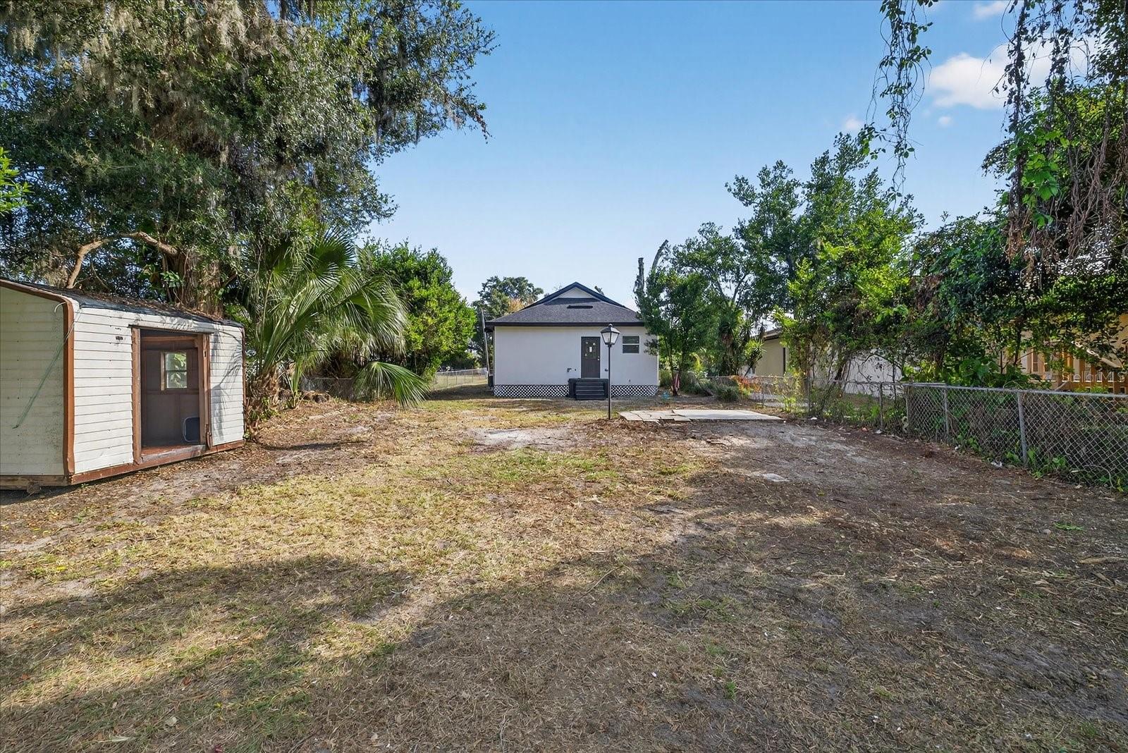 Image 34 of 36 For 1305 Burton Street