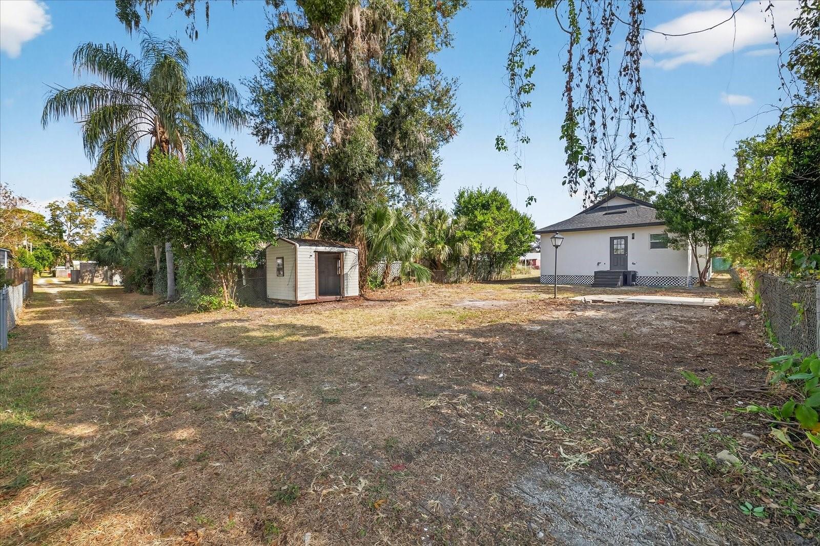 Image 35 of 36 For 1305 Burton Street