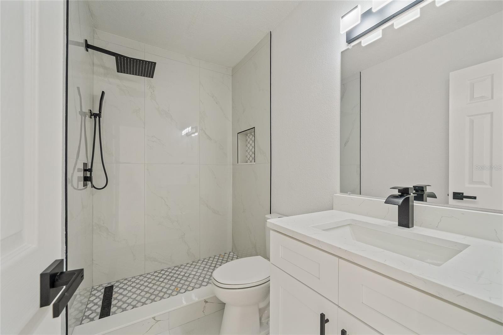 Image 30 of 36 For 10190 Thayer Street