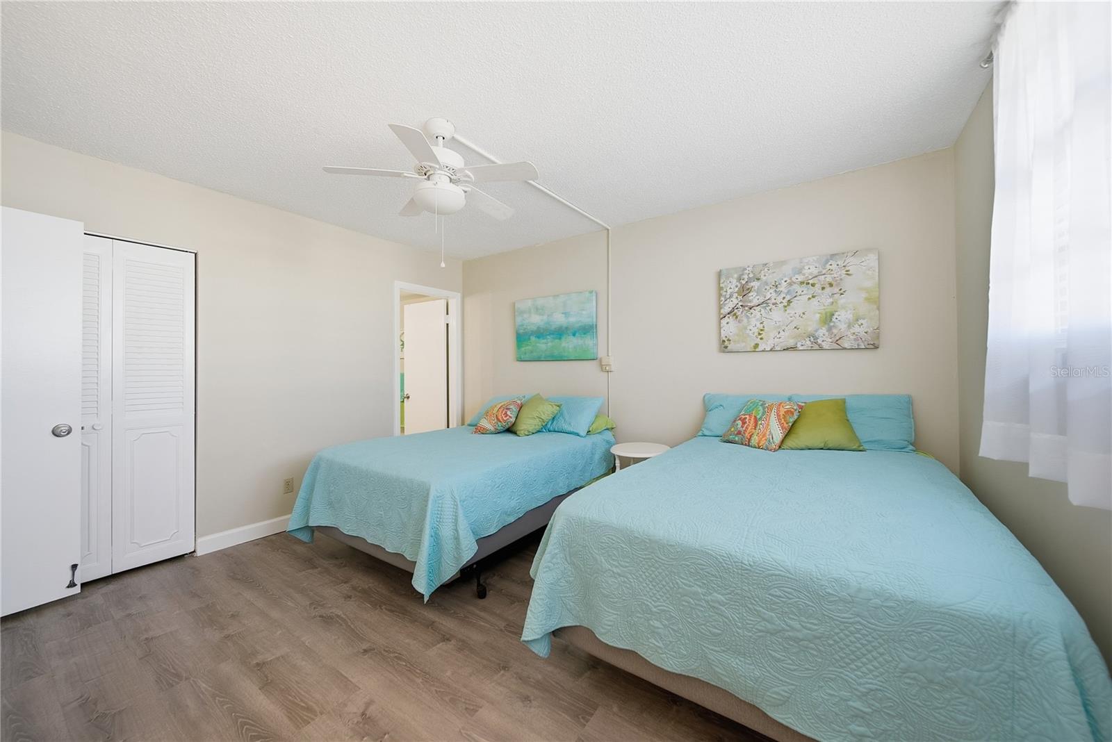 Listing photo id 20 for 17580 Gulf Boulevard 302