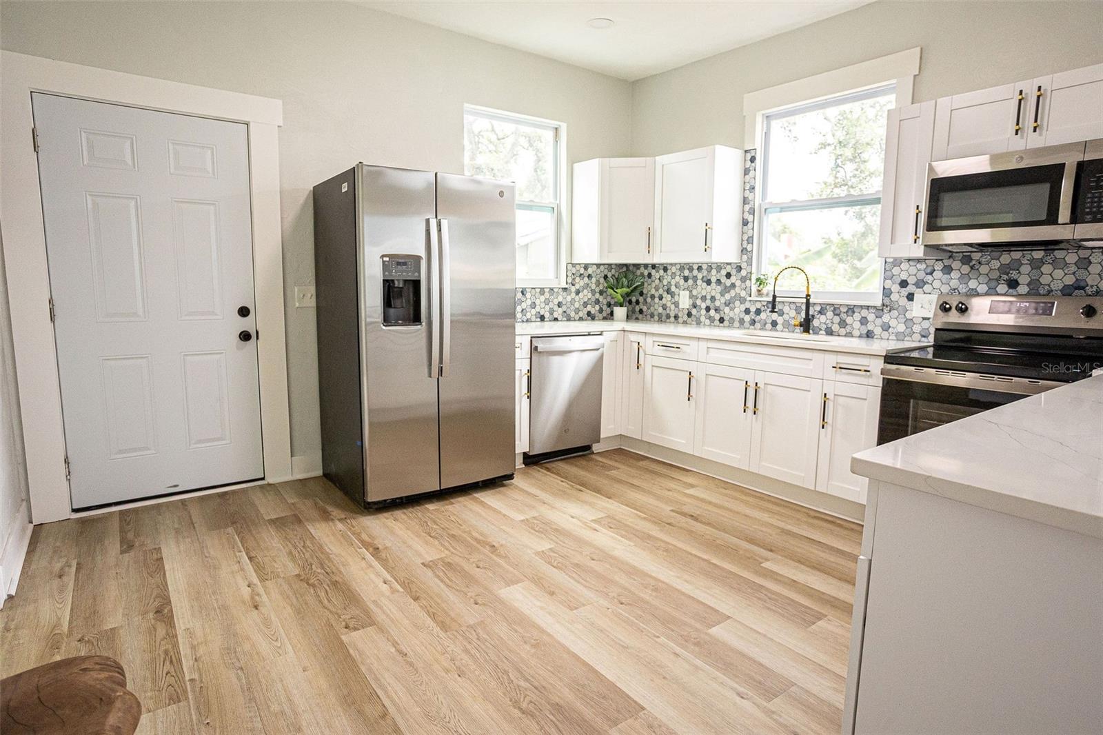 Image 13 of 41 For 1307 20th Avenue