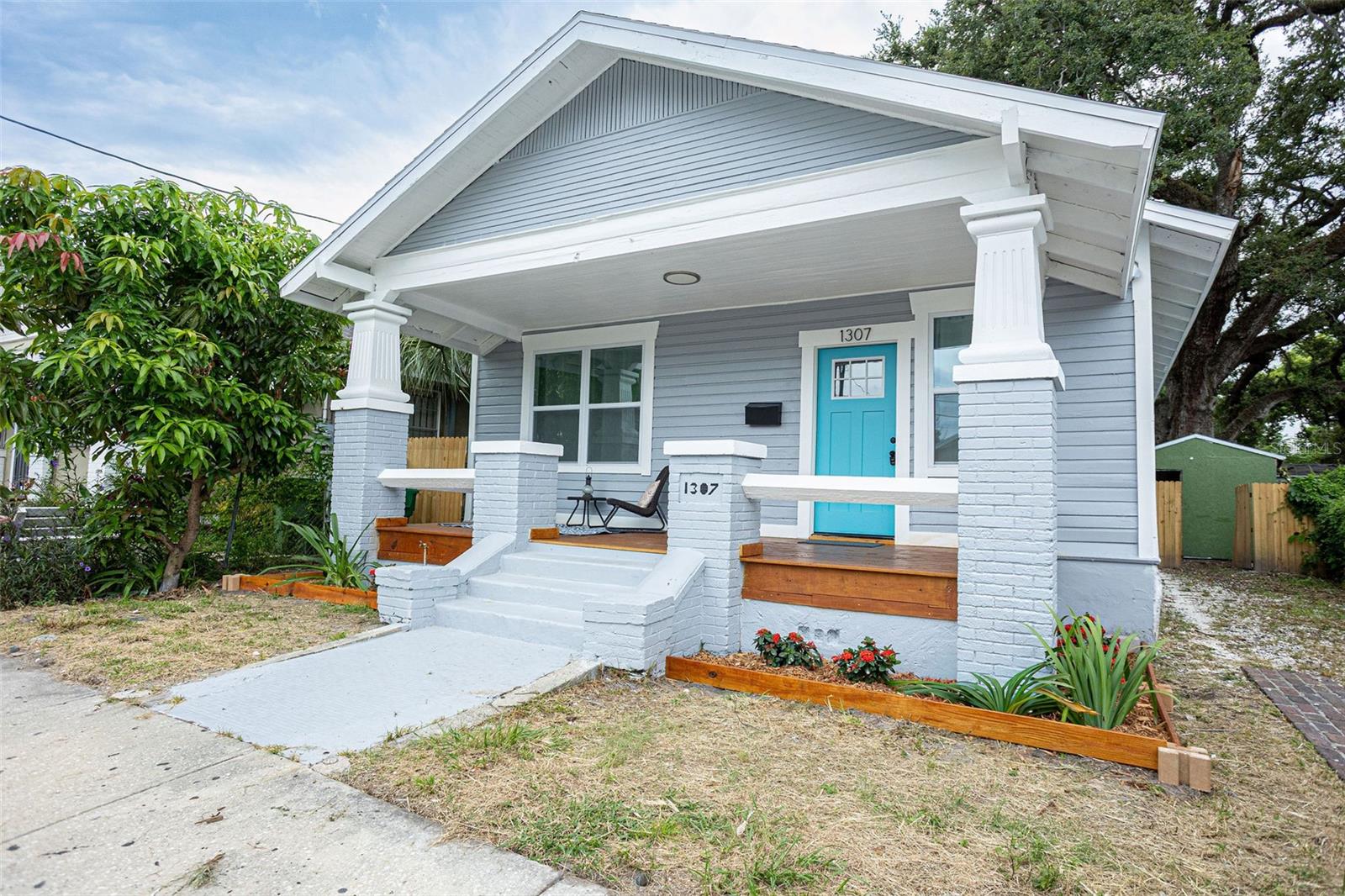 Image 2 of 41 For 1307 20th Avenue