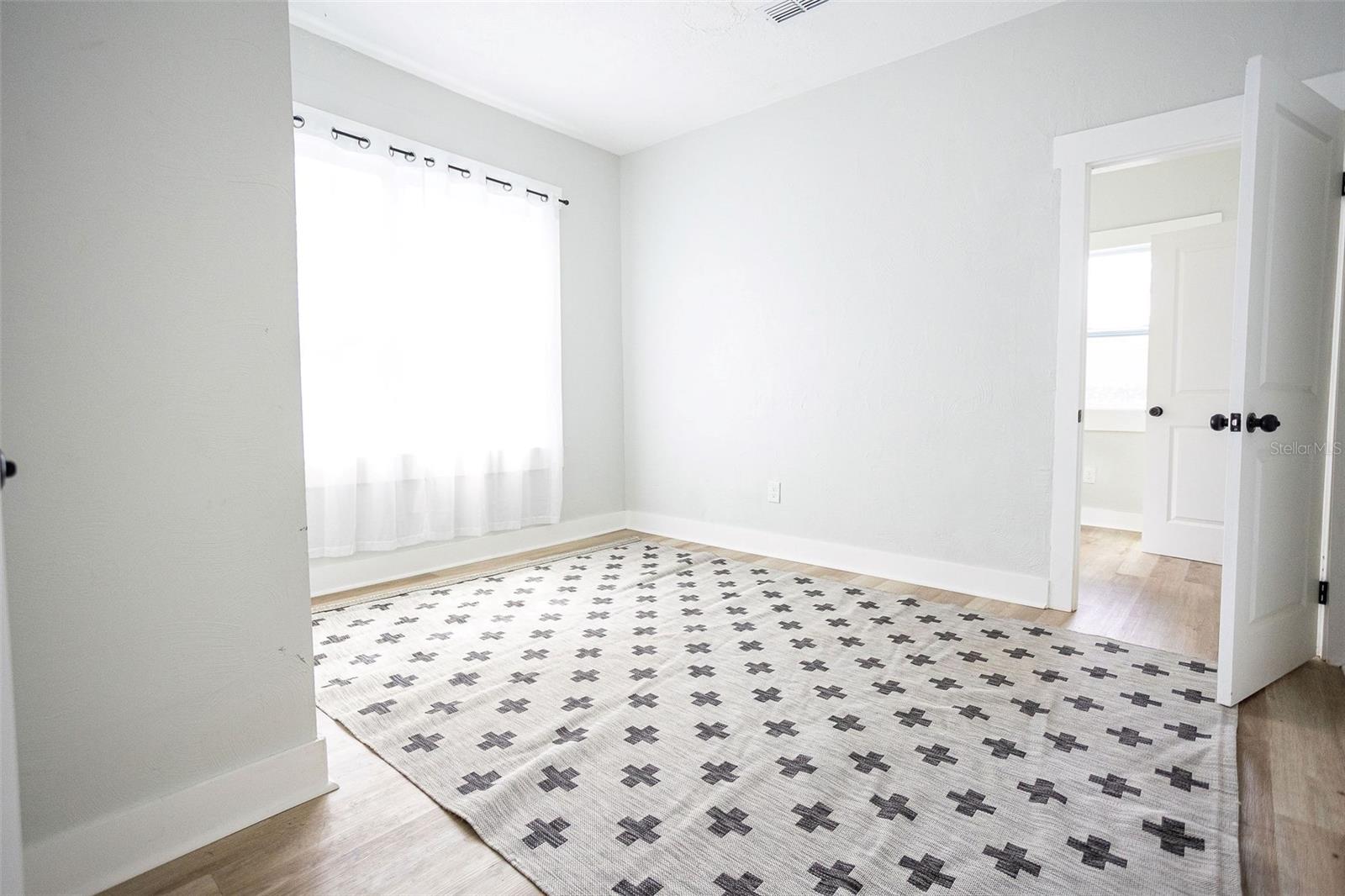 Image 31 of 41 For 1307 20th Avenue