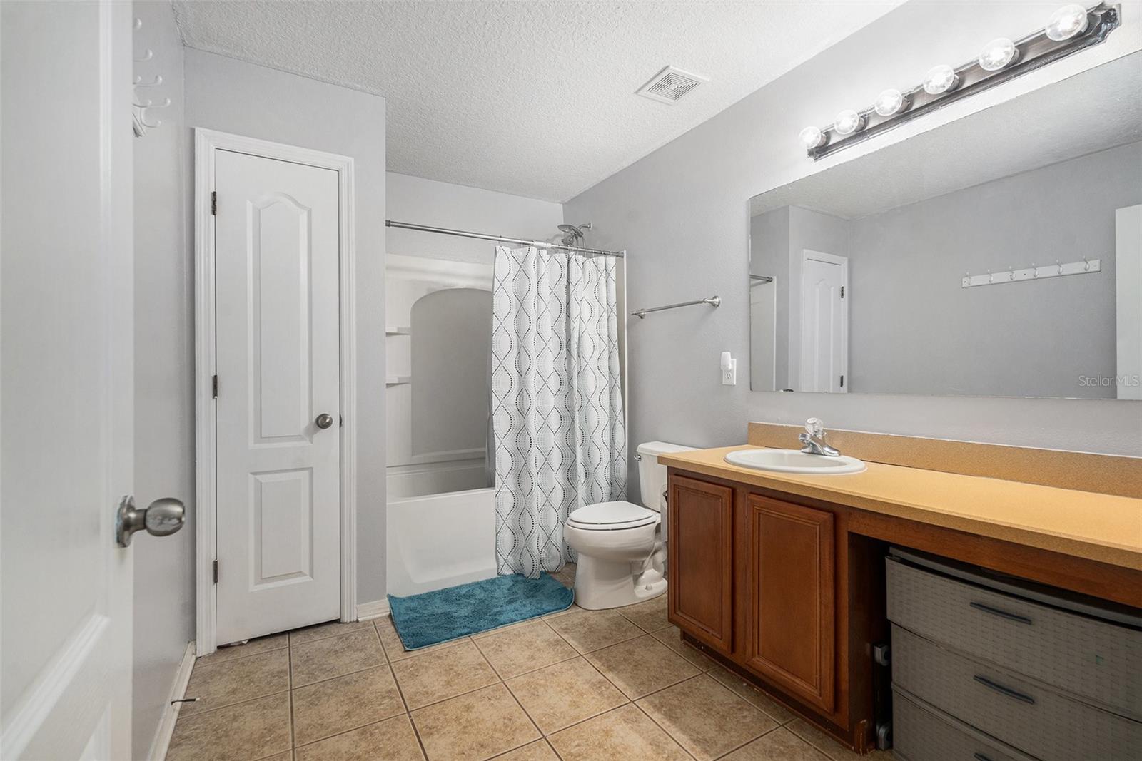 Image 18 of 31 For 9711 Simeon Drive