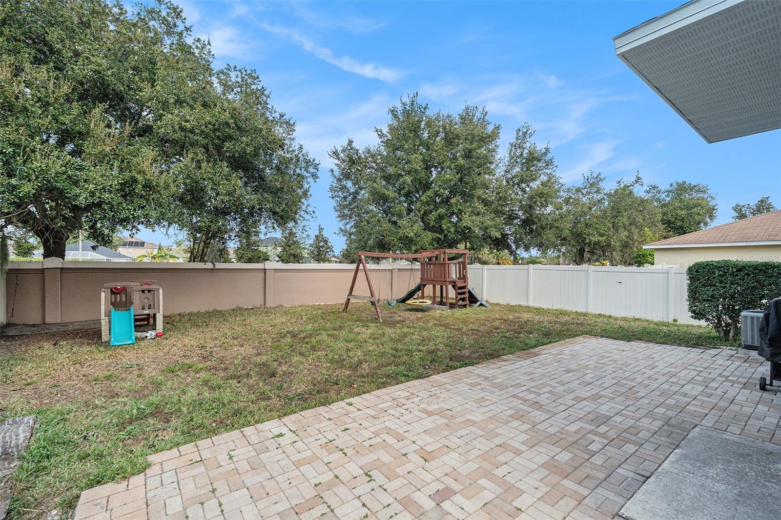 Image 19 of 31 For 9711 Simeon Drive