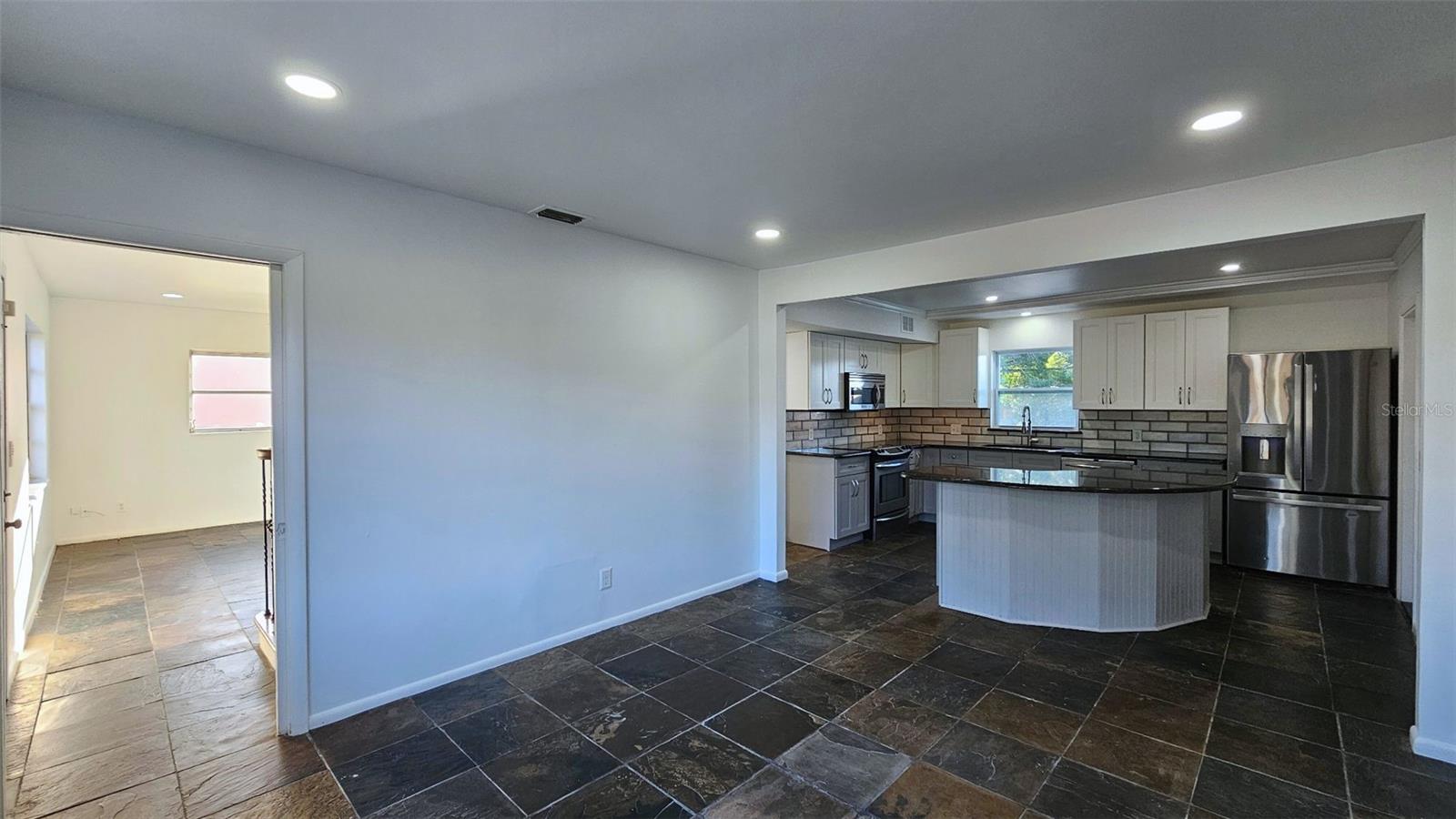 Listing photo id 21 for 1416 83rd Avenue N