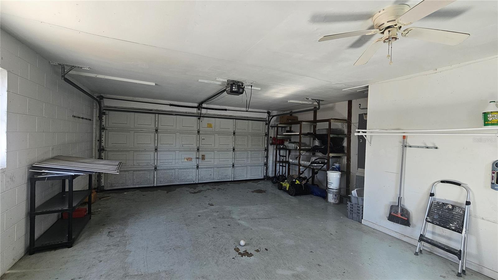 Listing photo id 37 for 1416 83rd Avenue N