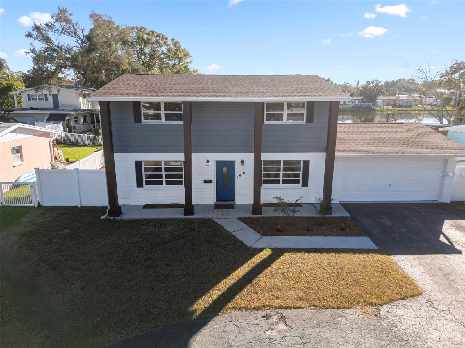 Listing photo id 57 for 1416 83rd Avenue N