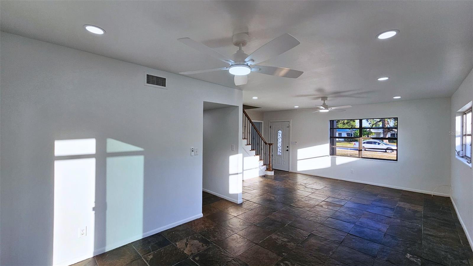 Listing photo id 6 for 1416 83rd Avenue N