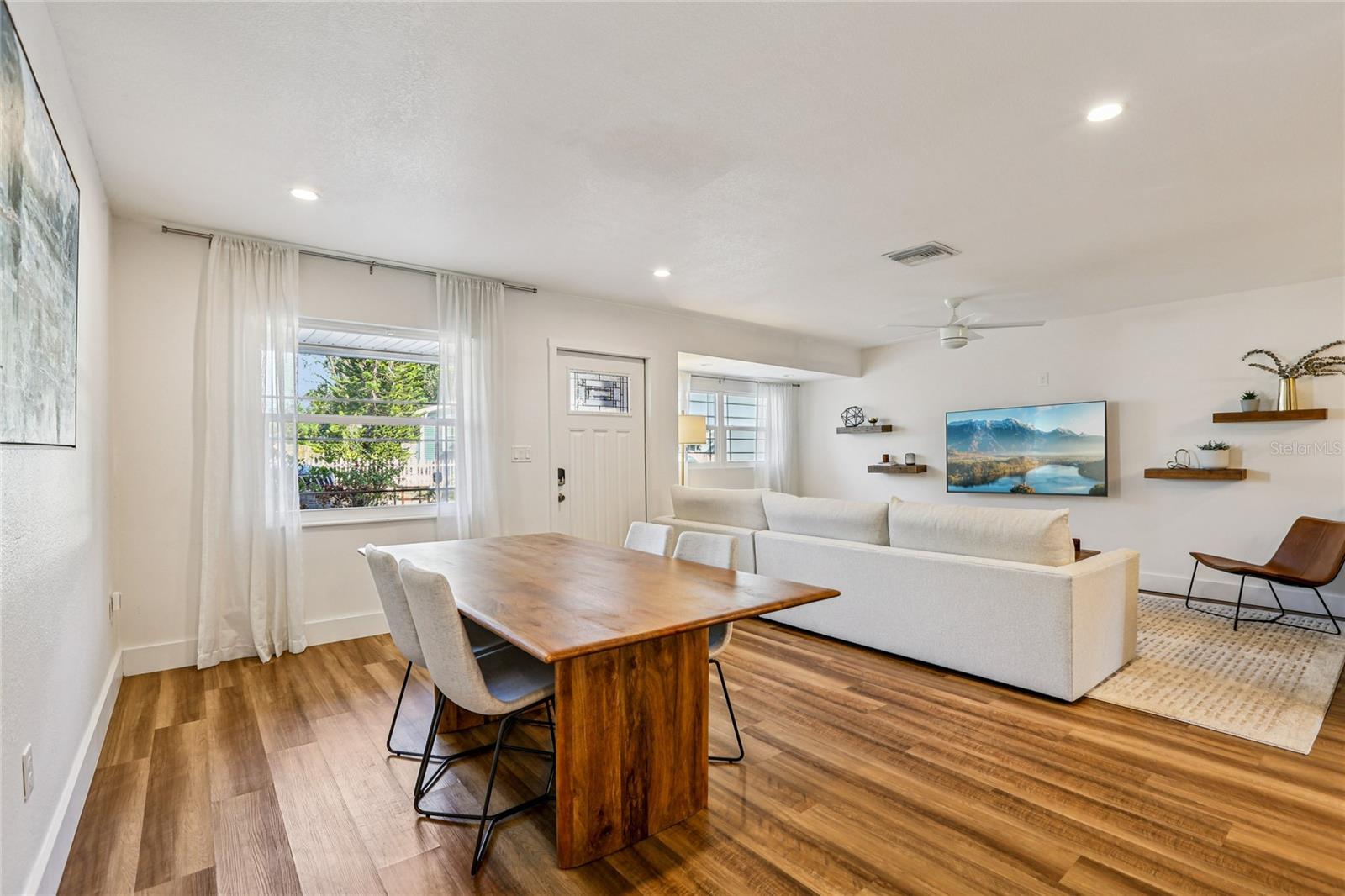 Image 11 of 43 For 4104 Seminole Avenue