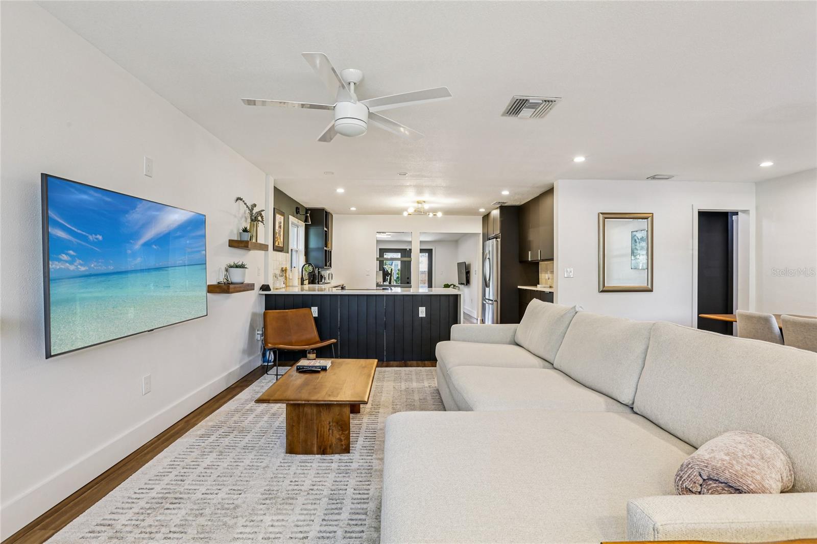 Image 9 of 43 For 4104 Seminole Avenue