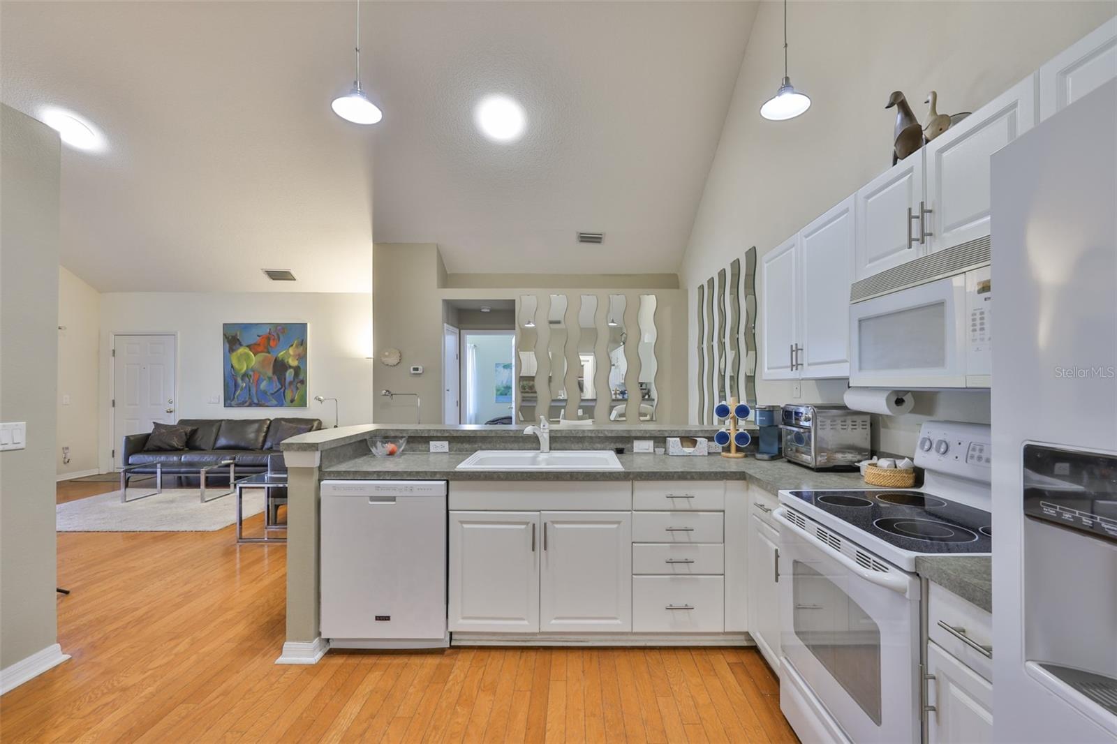 Image 16 of 40 For 3713 Mollie Lane