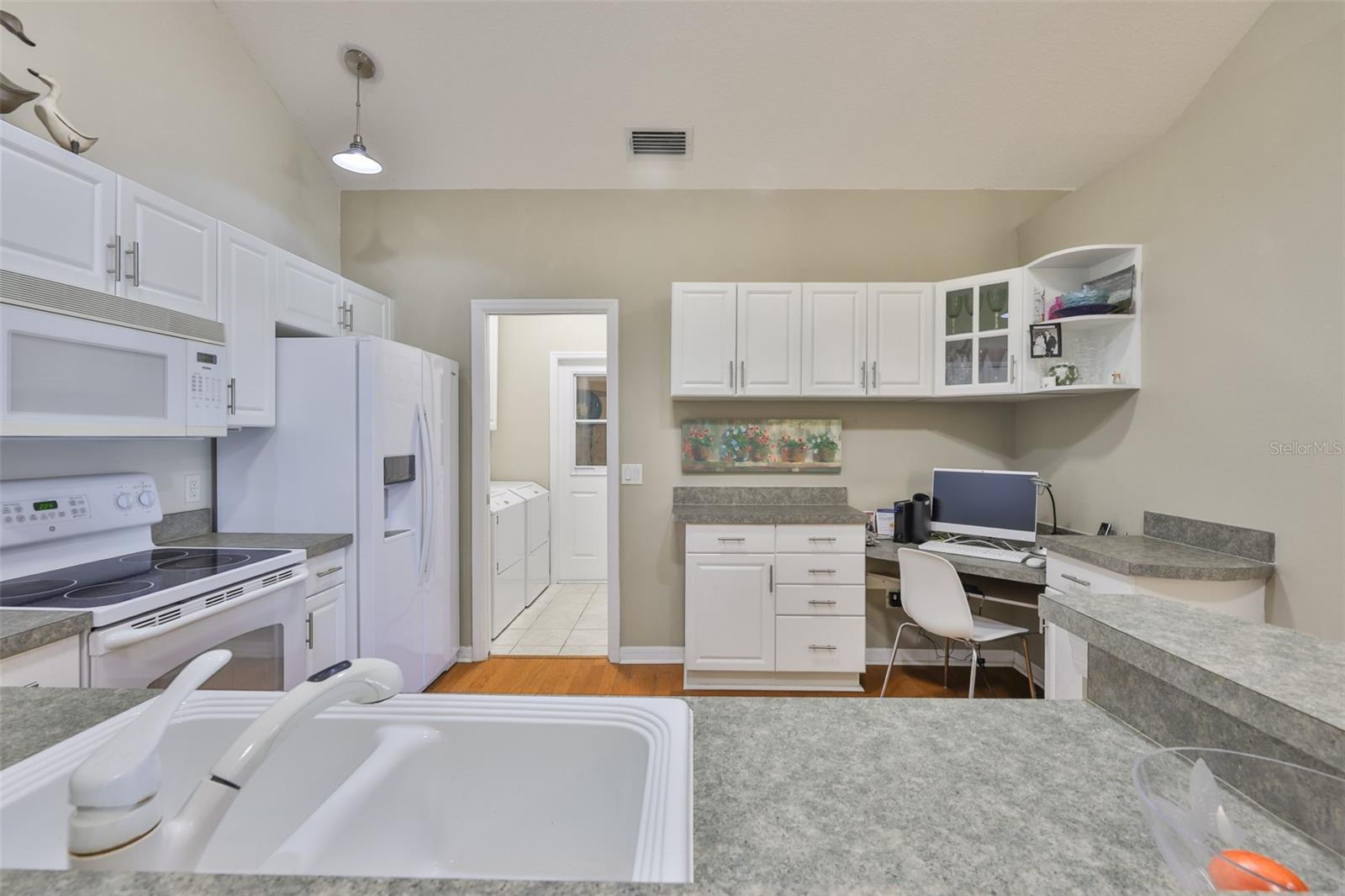 Image 18 of 40 For 3713 Mollie Lane