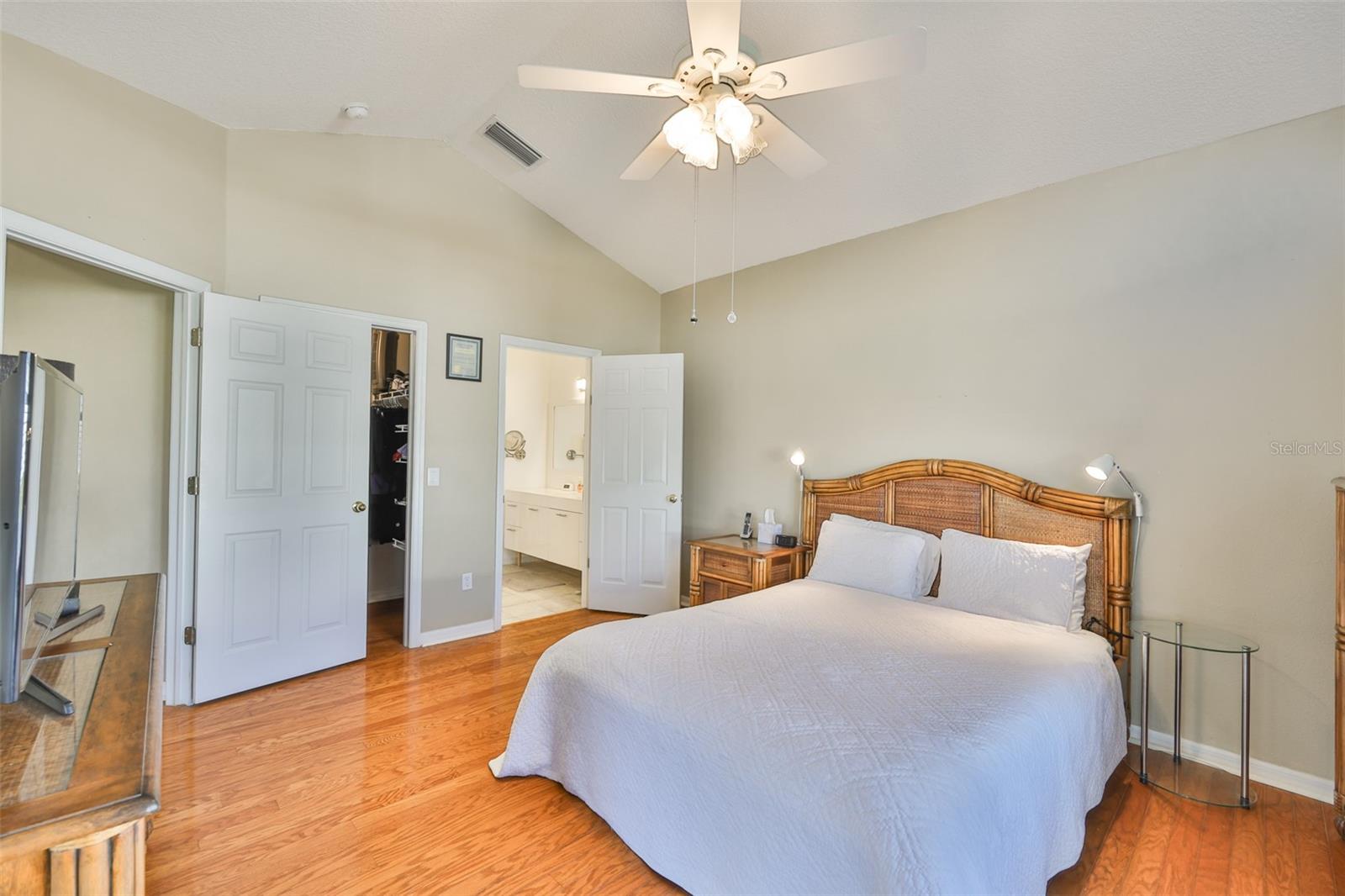 Image 23 of 40 For 3713 Mollie Lane