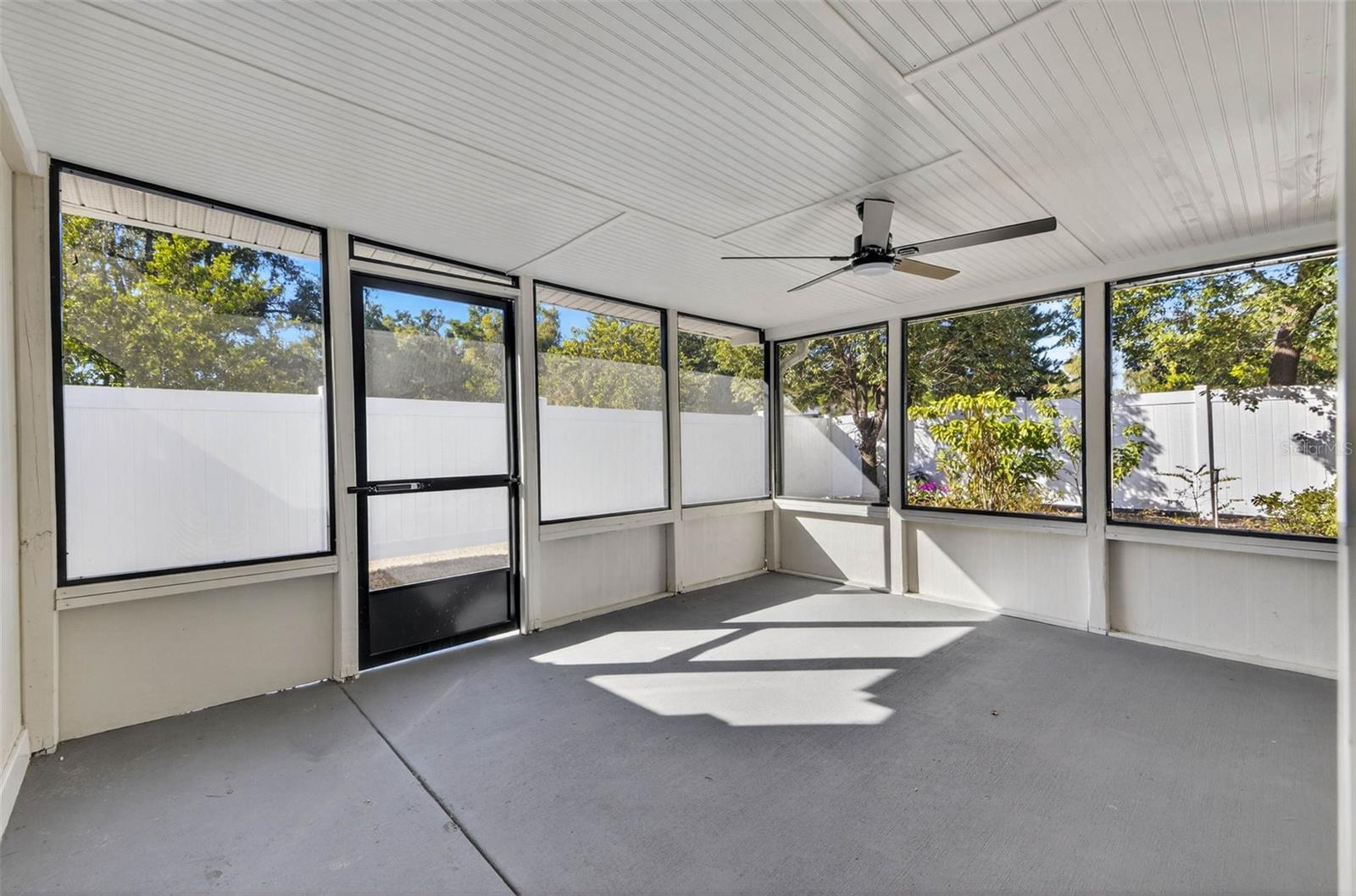 Image 16 of 28 For 1102 Lambright Street