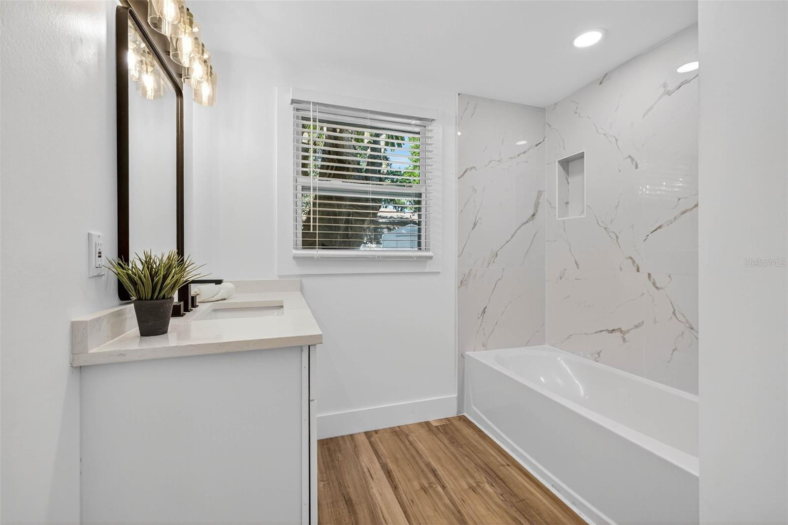 Image 18 of 28 For 1102 Lambright Street