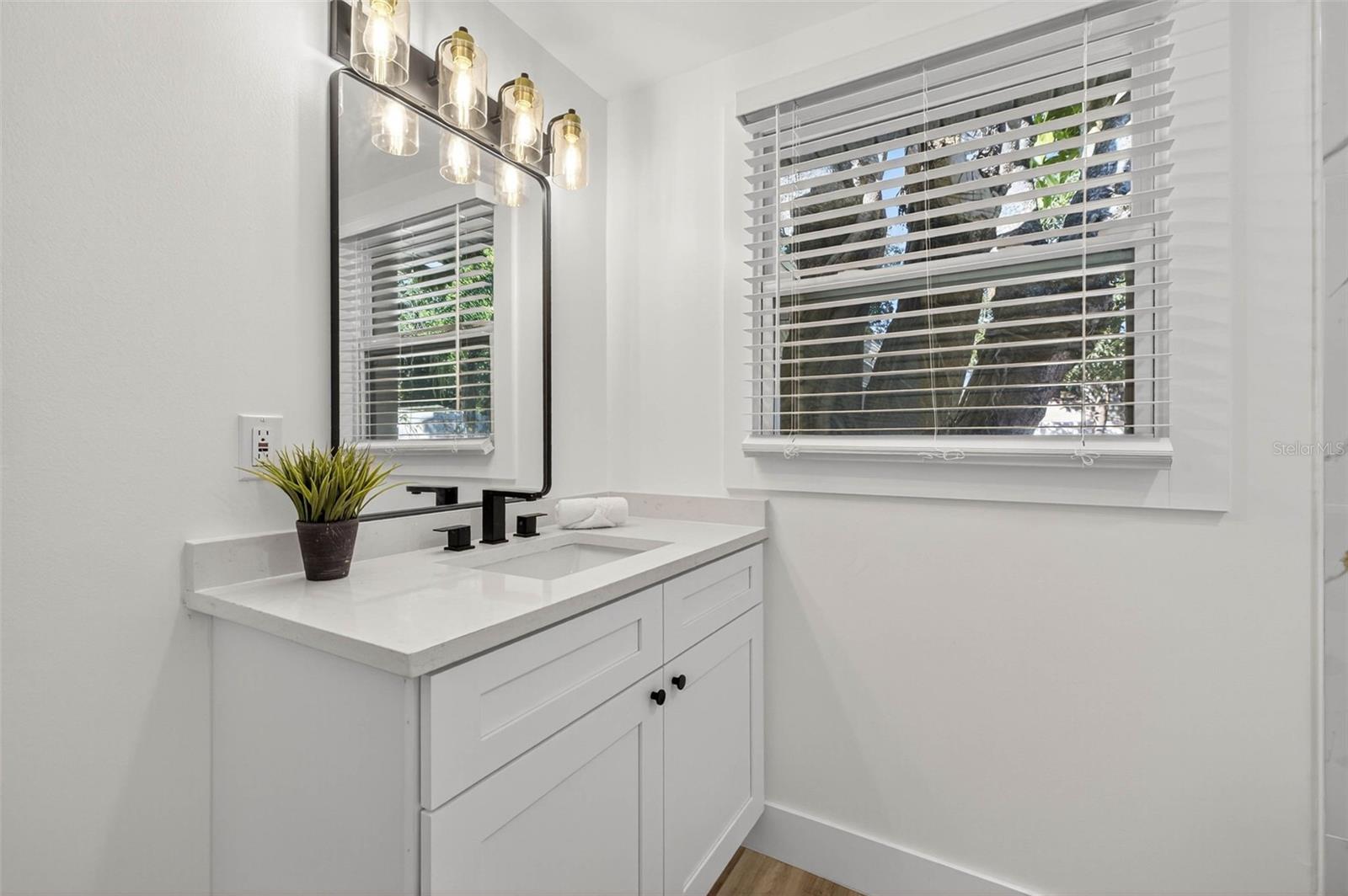 Image 19 of 28 For 1102 Lambright Street