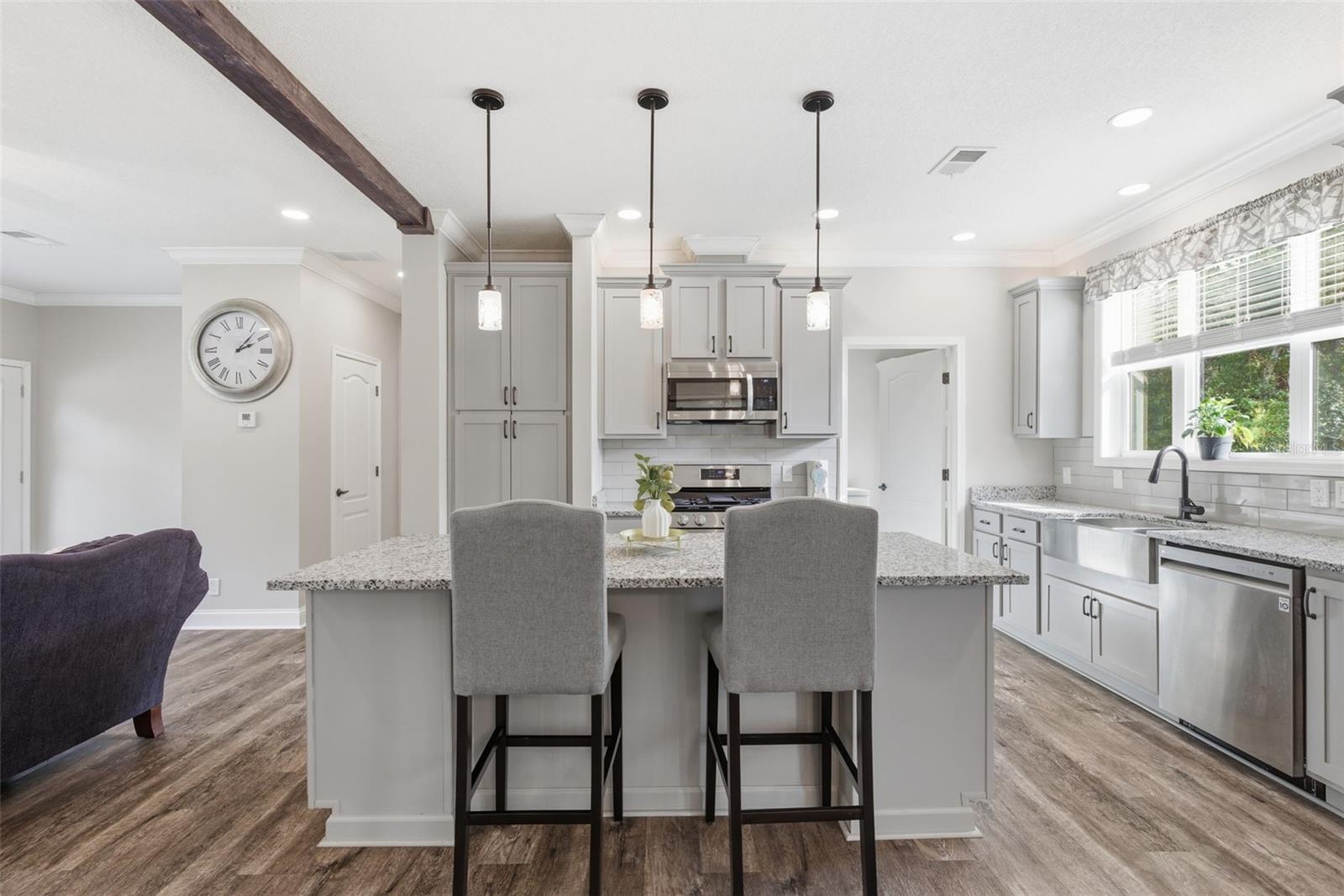 Image 12 of 63 For 6170 La Pine Road