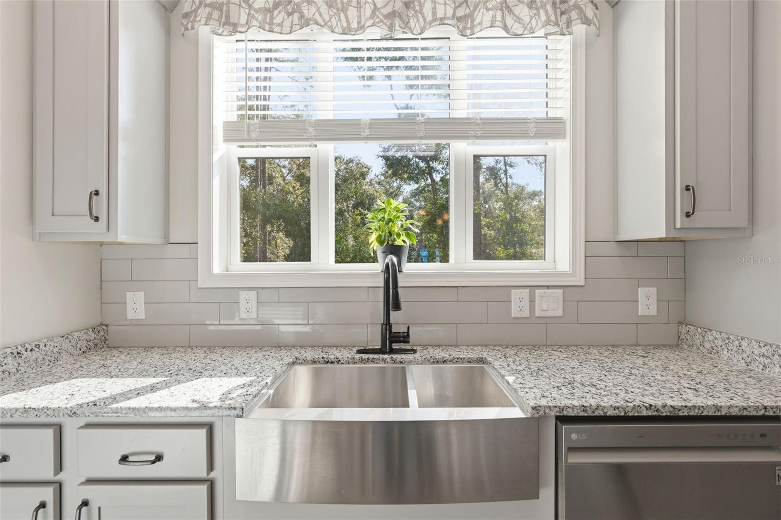 Image 15 of 63 For 6170 La Pine Road