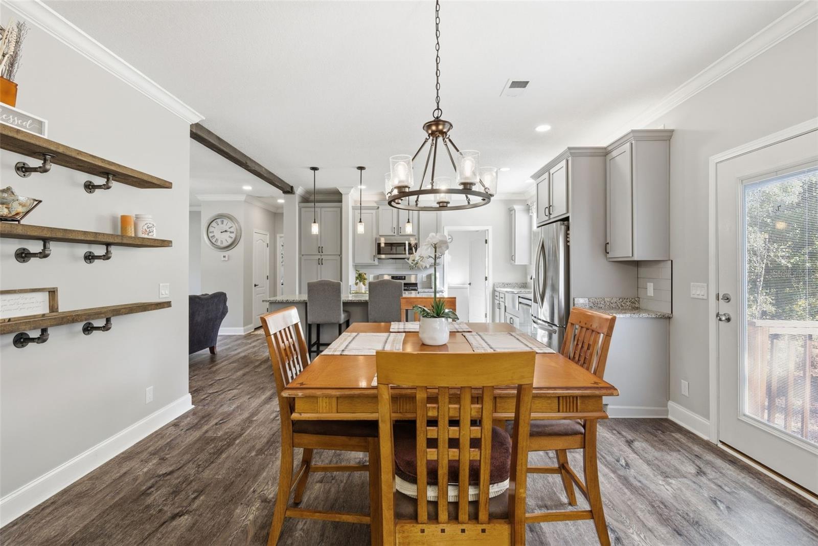 Image 17 of 63 For 6170 La Pine Road