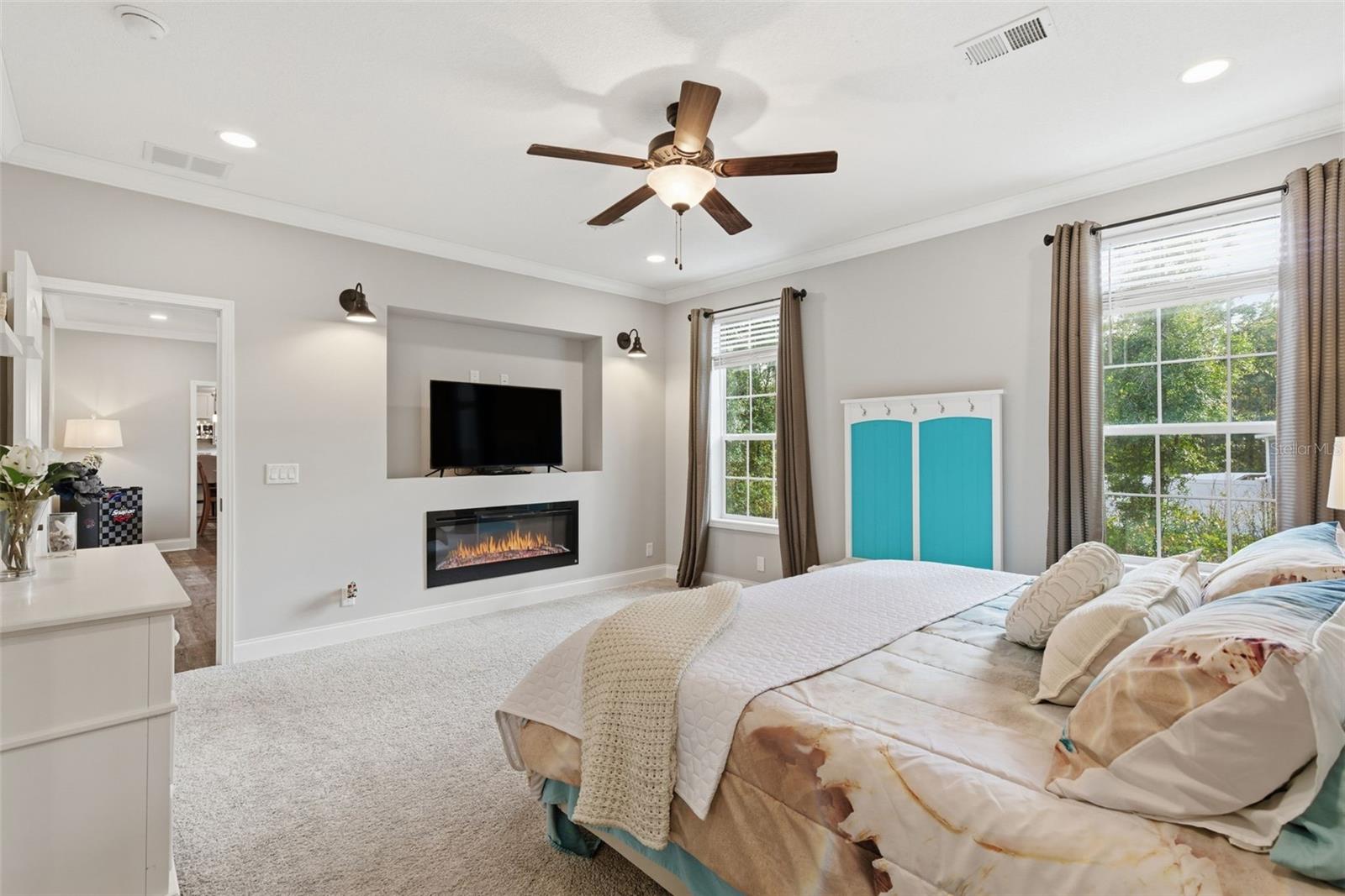 Image 23 of 63 For 6170 La Pine Road