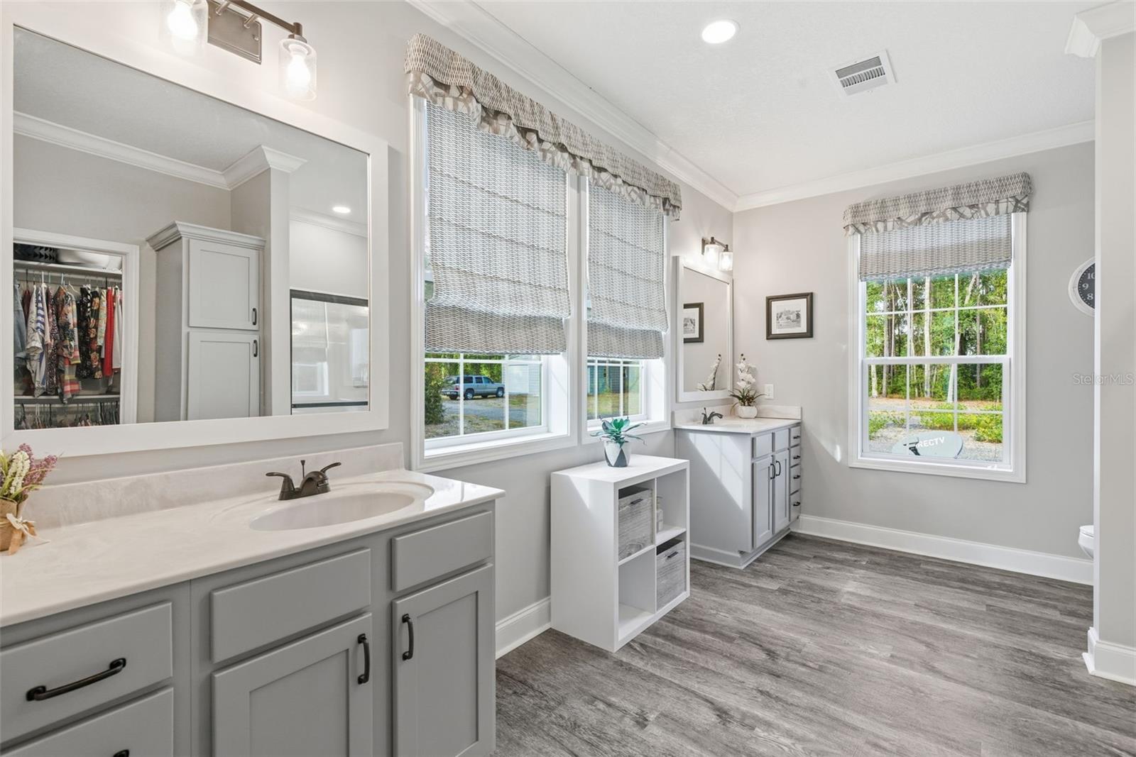 Image 27 of 63 For 6170 La Pine Road