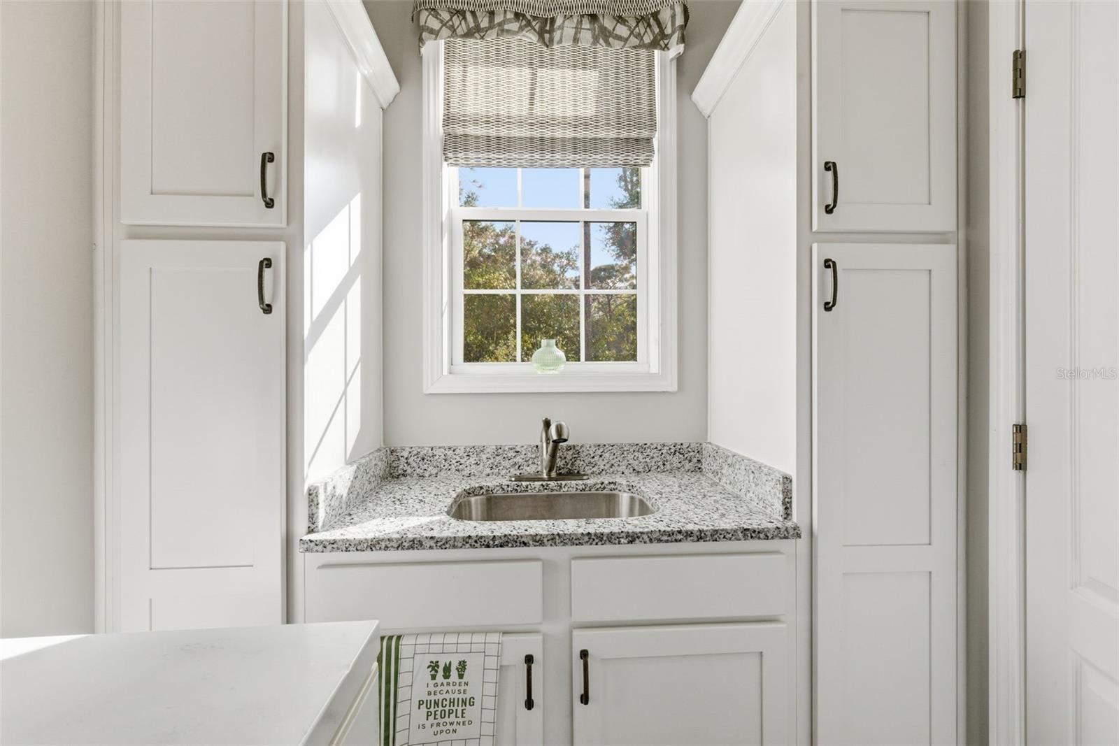 Image 41 of 63 For 6170 La Pine Road