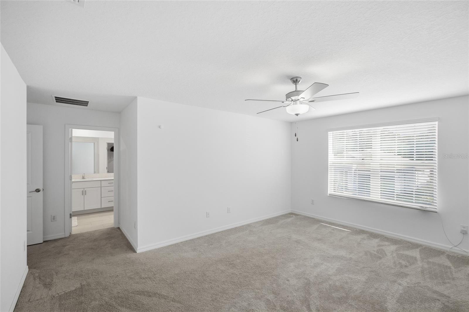 Image 15 of 36 For 22547 Storybook Cabin Way