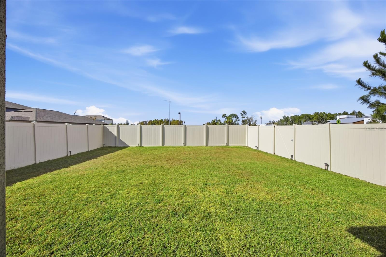 Image 30 of 36 For 22547 Storybook Cabin Way