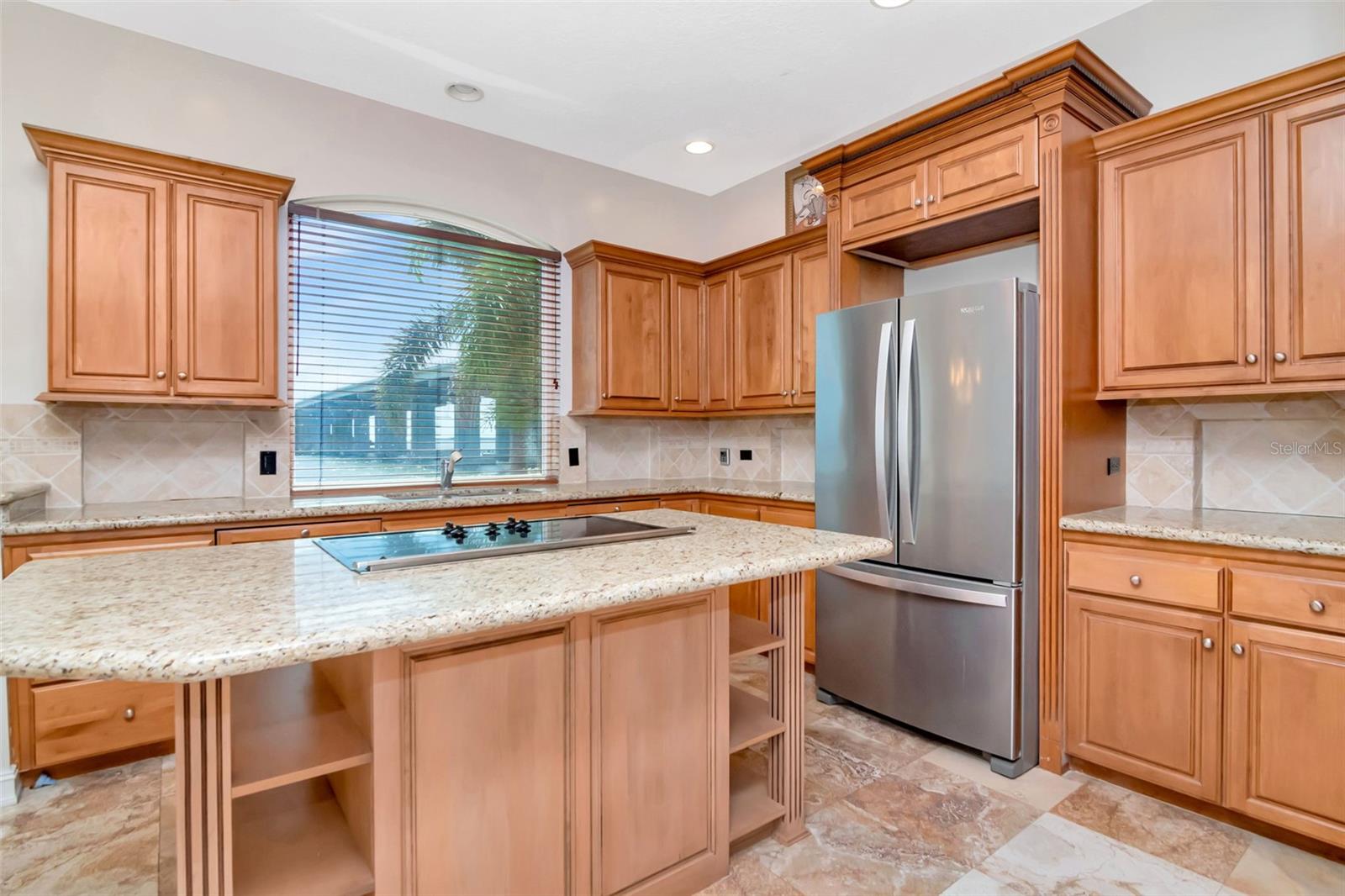 Image 14 of 39 For 7680 Paradise Pointe Circle S