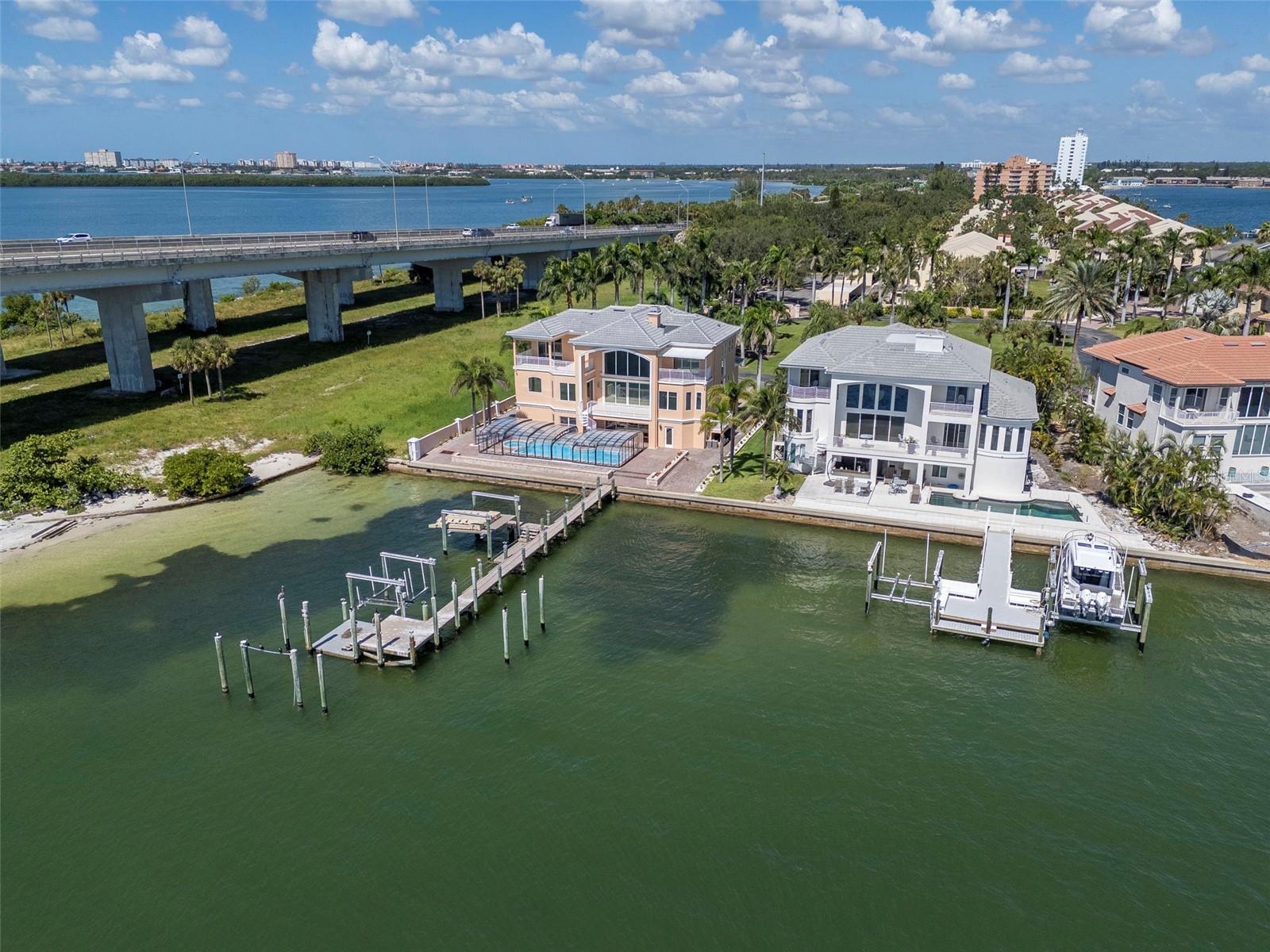 Image 25 of 39 For 7680 Paradise Pointe Circle S