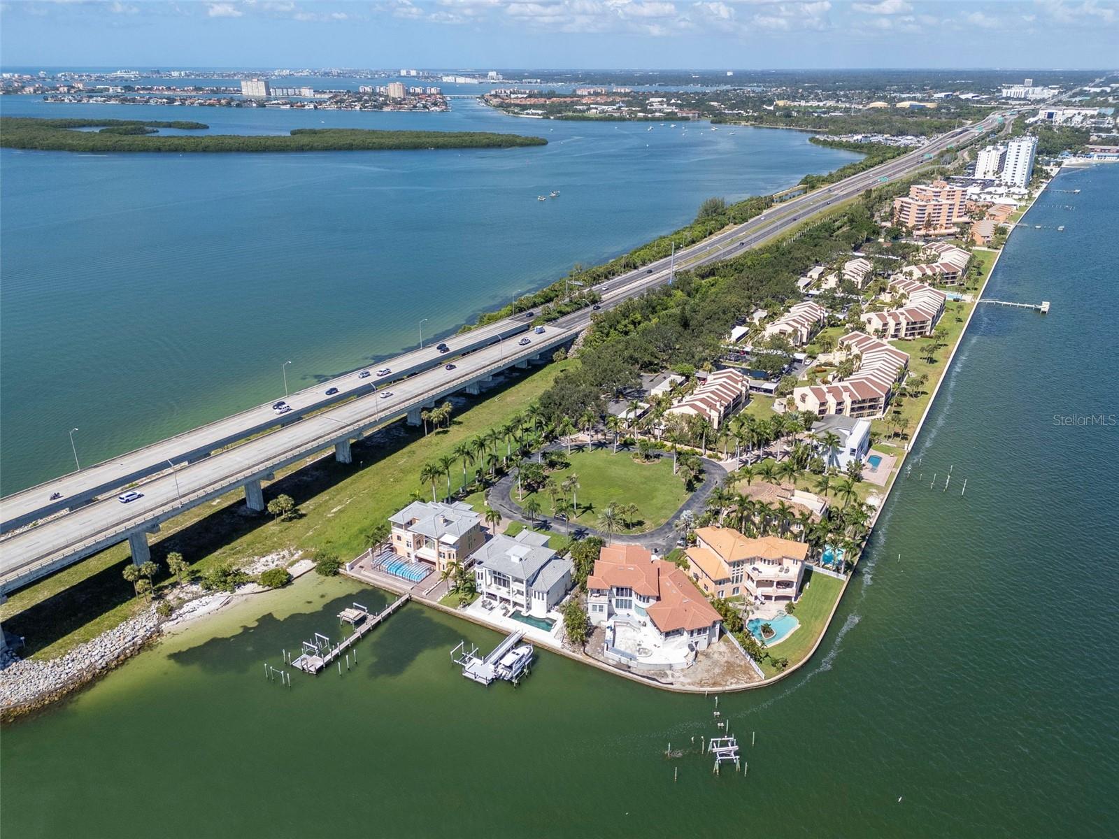 Image 36 of 39 For 7680 Paradise Pointe Circle S