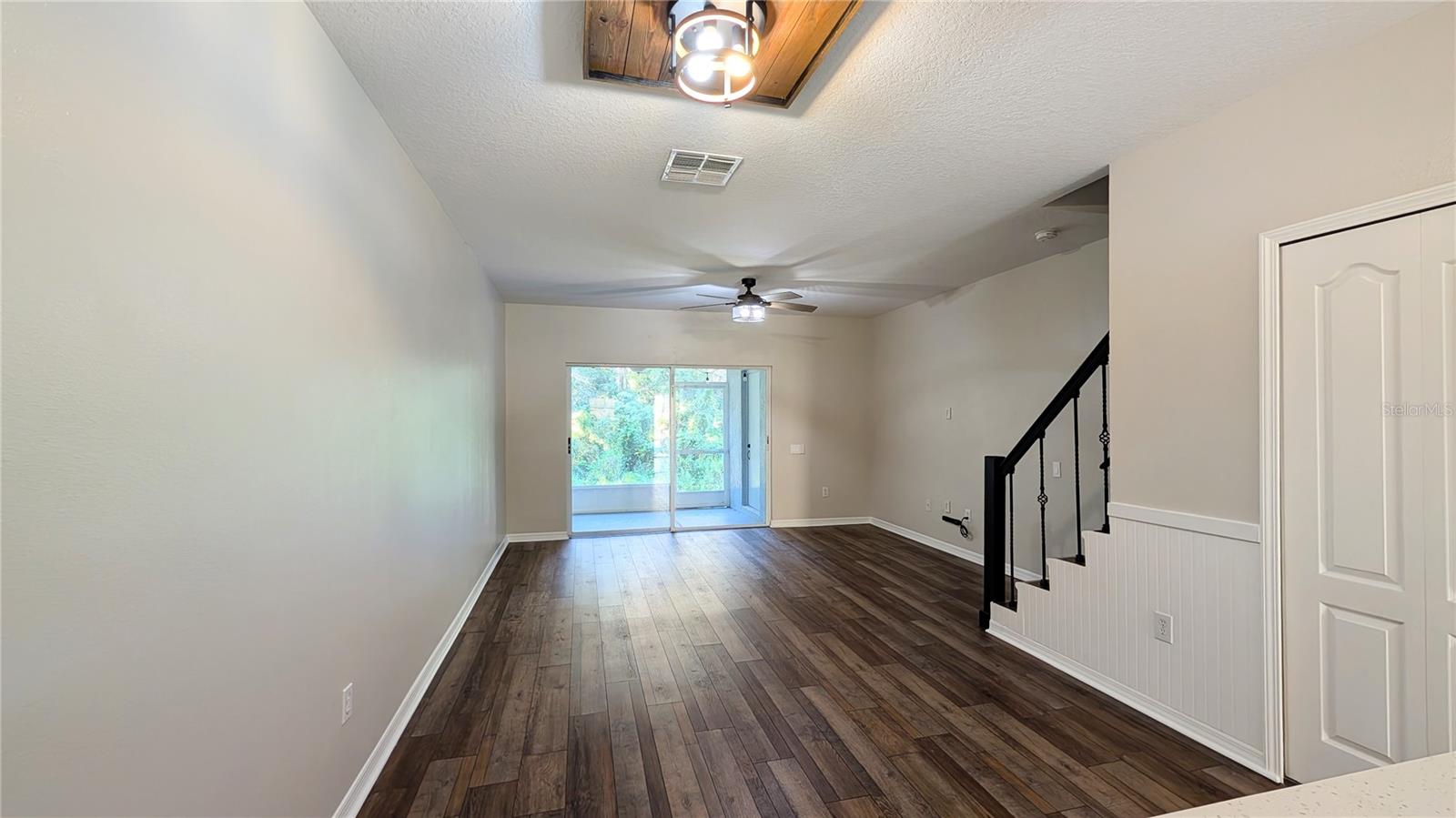 Image 4 of 20 For 1247 Kennewick Court