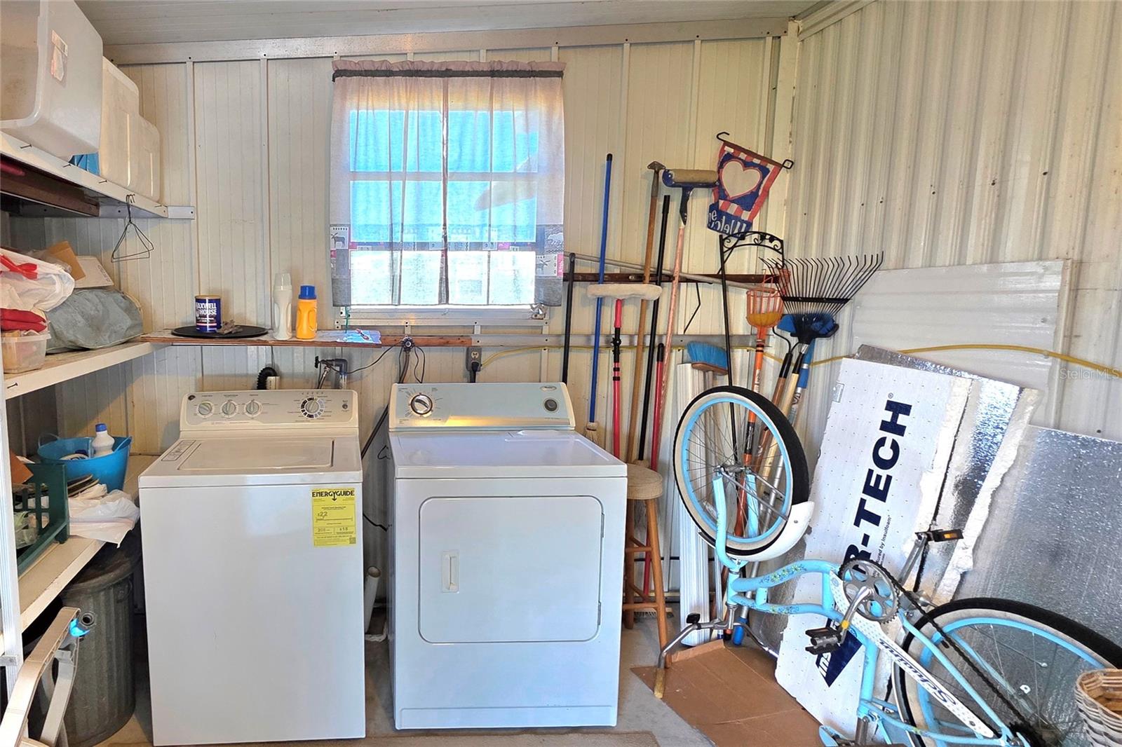 Image 10 of 64 For 37113 Lois Avenue