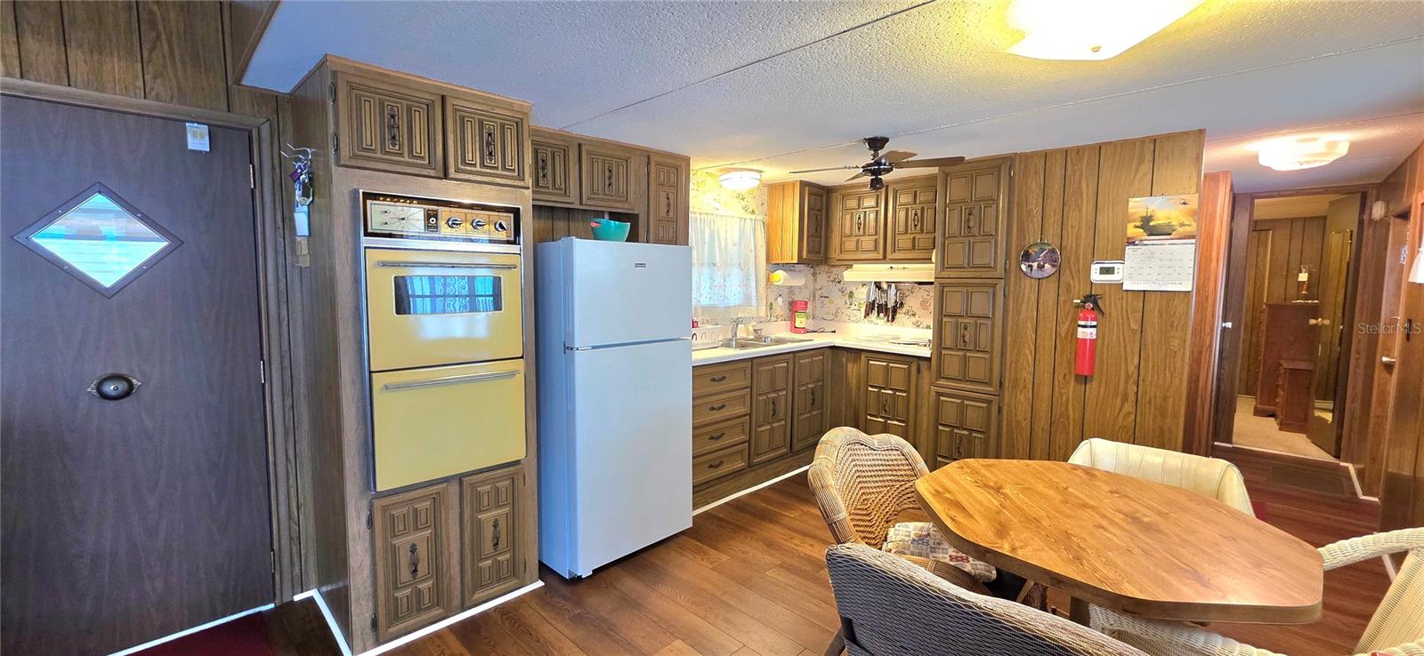 Image 25 of 64 For 37113 Lois Avenue