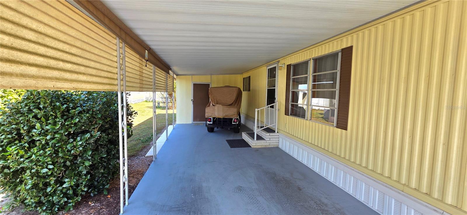 Image 8 of 64 For 37113 Lois Avenue