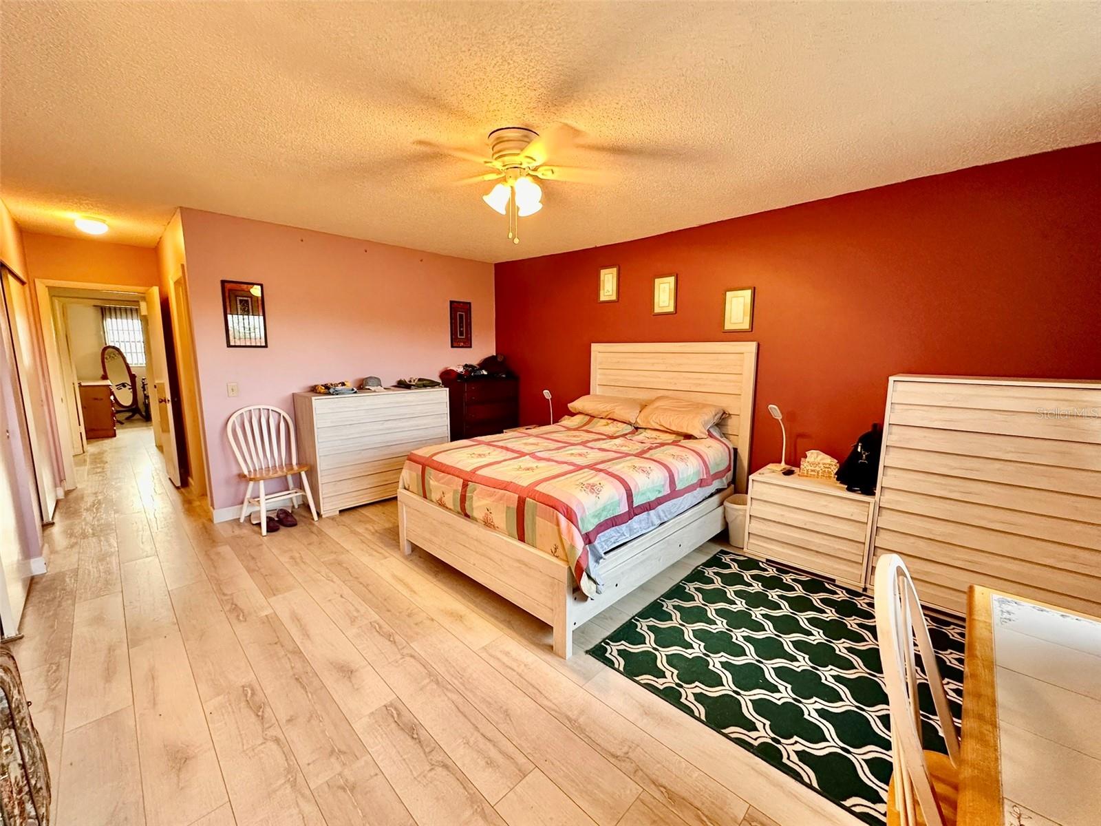 Image 17 of 41 For 2460 Franciscan Drive 76