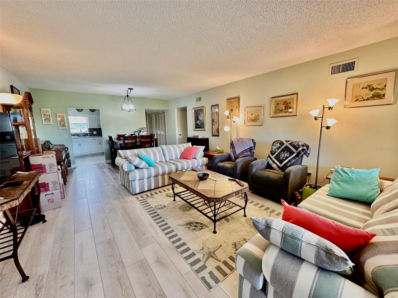 Image 6 of 41 For 2460 Franciscan Drive 76